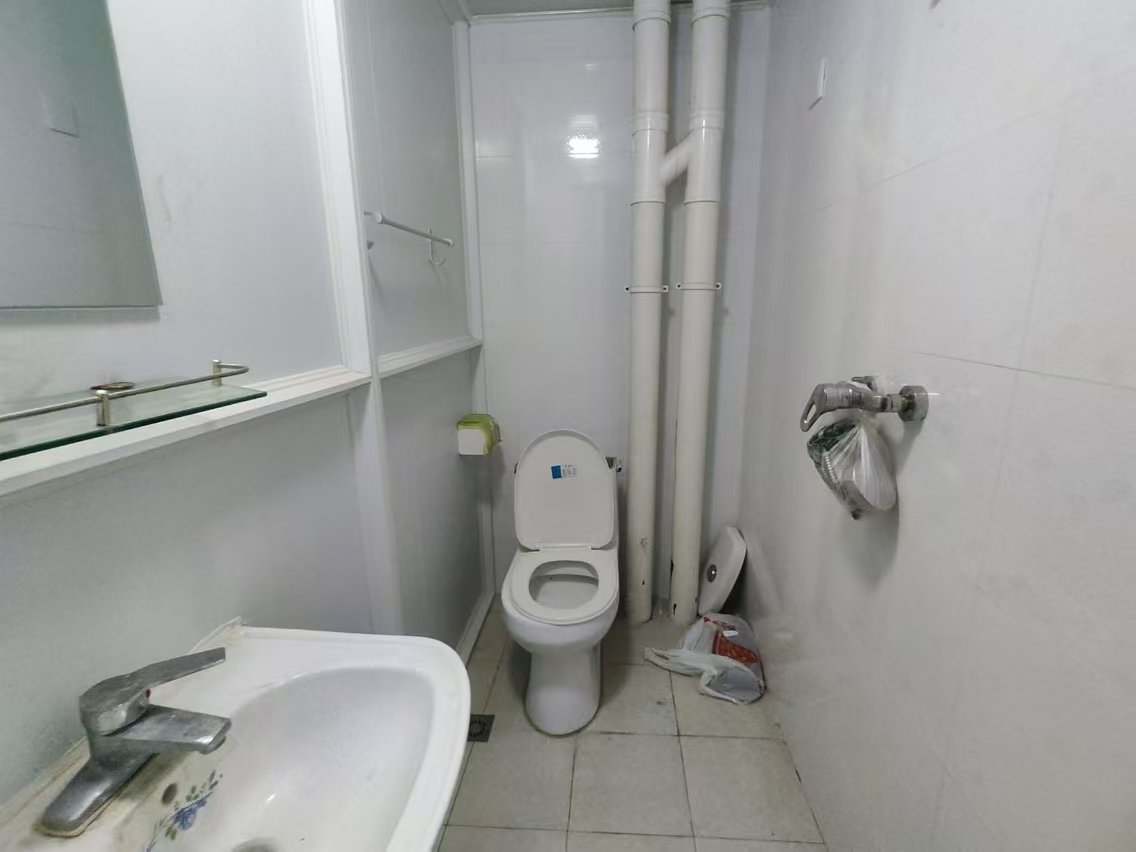 春藤小镇 3室2厅2卫 75.0万 春藤小镇 3室2厅2卫 75.0万室内图