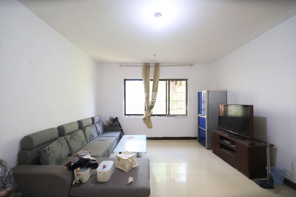 世纪桃花苑  2室2厅1卫    68.0万