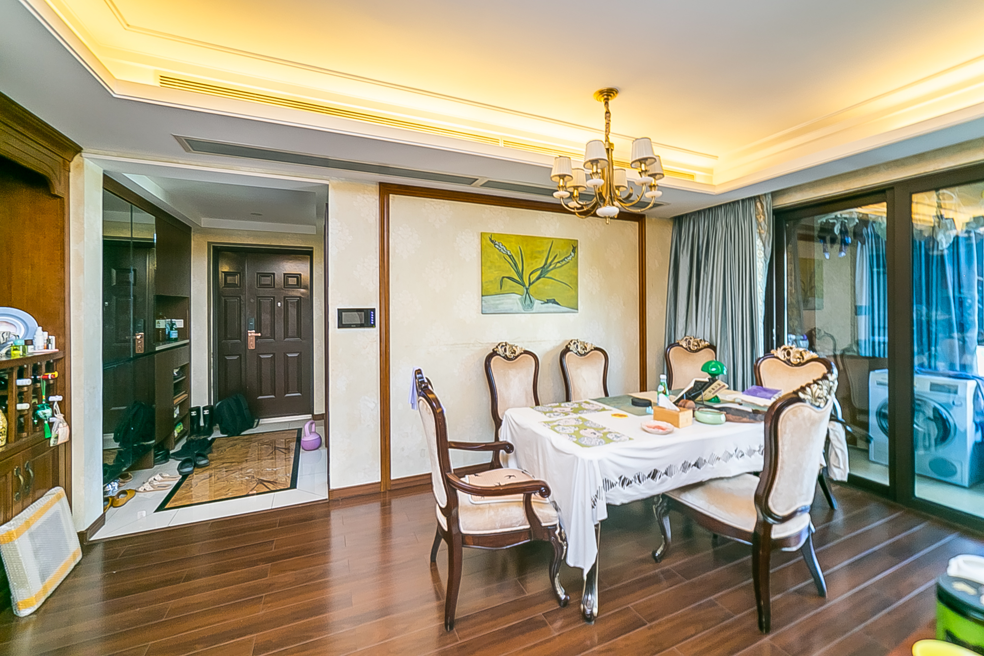 万科紫台 3室2厅2卫 268.0万 万科紫台 3室2厅2卫 268.0万客厅