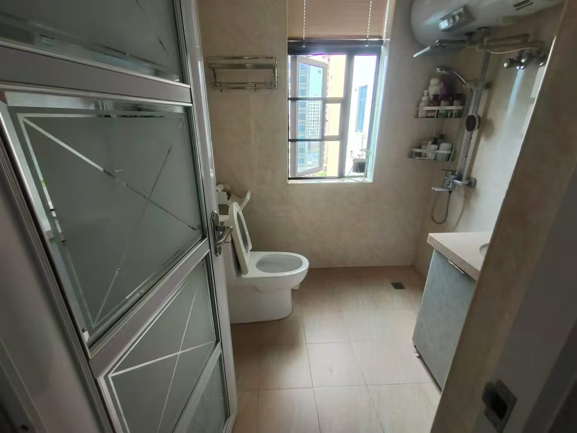 龙腾国际 0室0厅0卫 100.0万 龙腾国际 0室0厅0卫 100.0万室内图