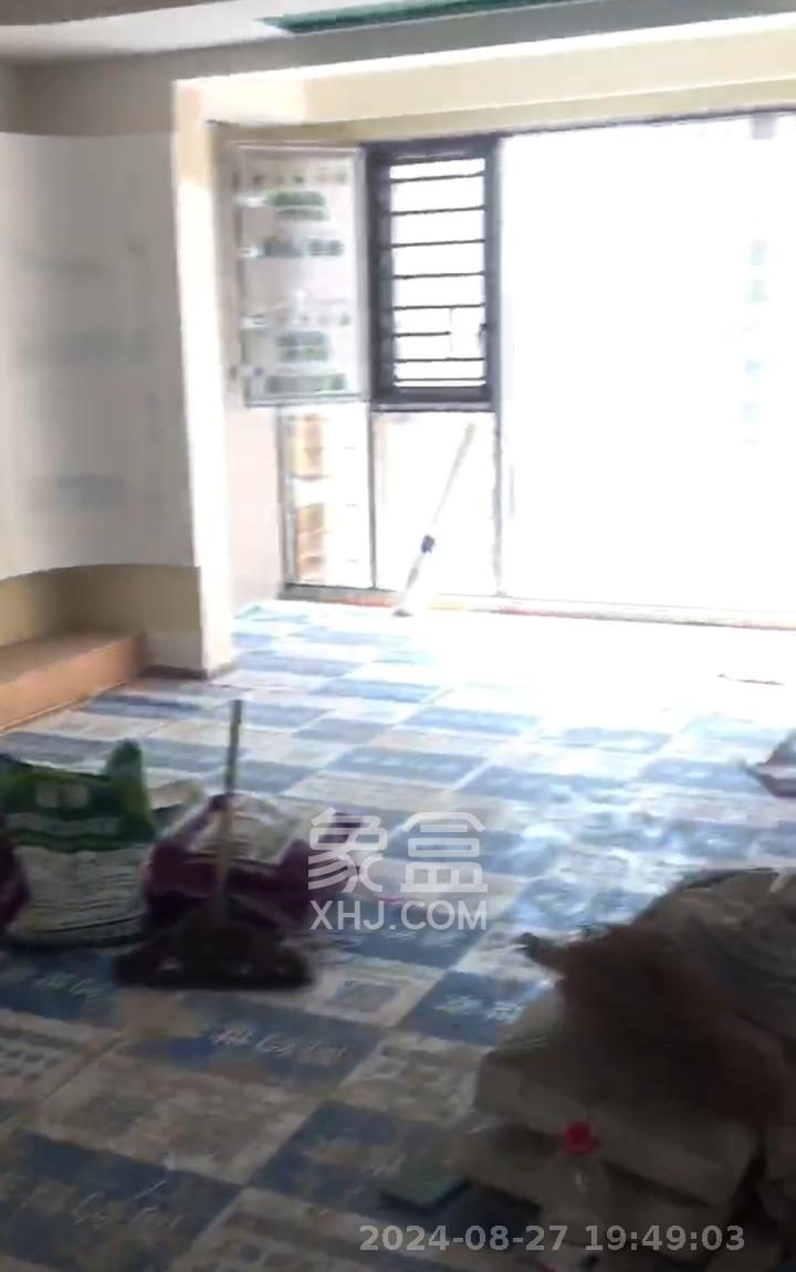 岭福家苑(天心佳苑) 3室2厅2卫 1500.0元/月 岭福家苑(天心佳苑) 3室2厅2卫 1500.0元/月室内图