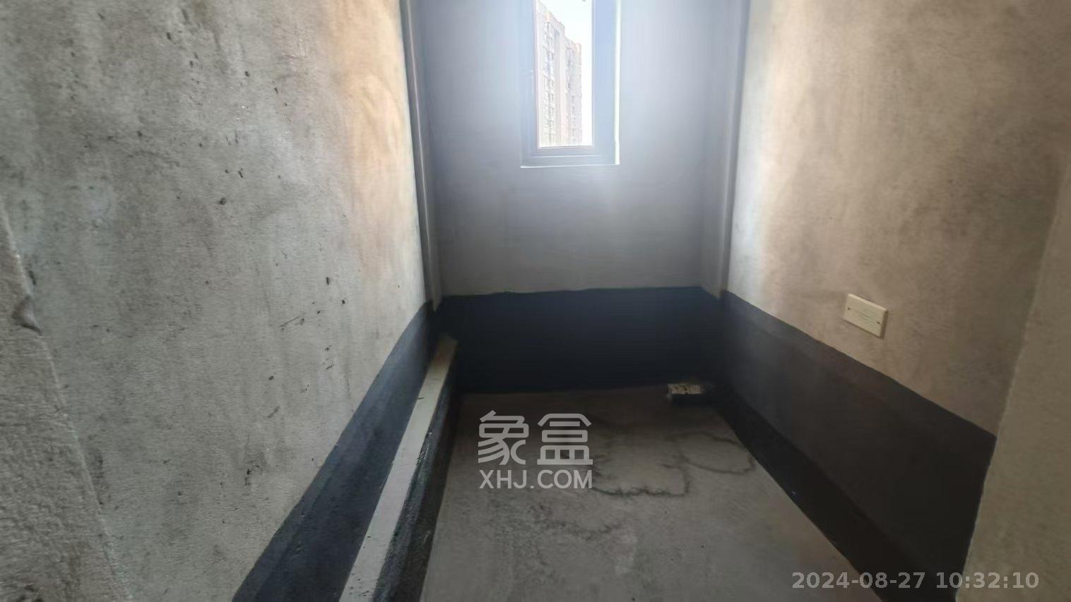北辰中央公园DF区  4室2厅2卫   1000.00元/月室内图