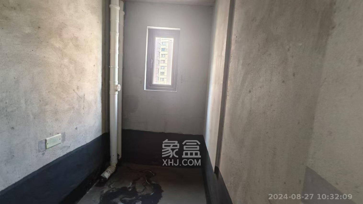 北辰中央公园DF区  4室2厅2卫   1000.00元/月室内图