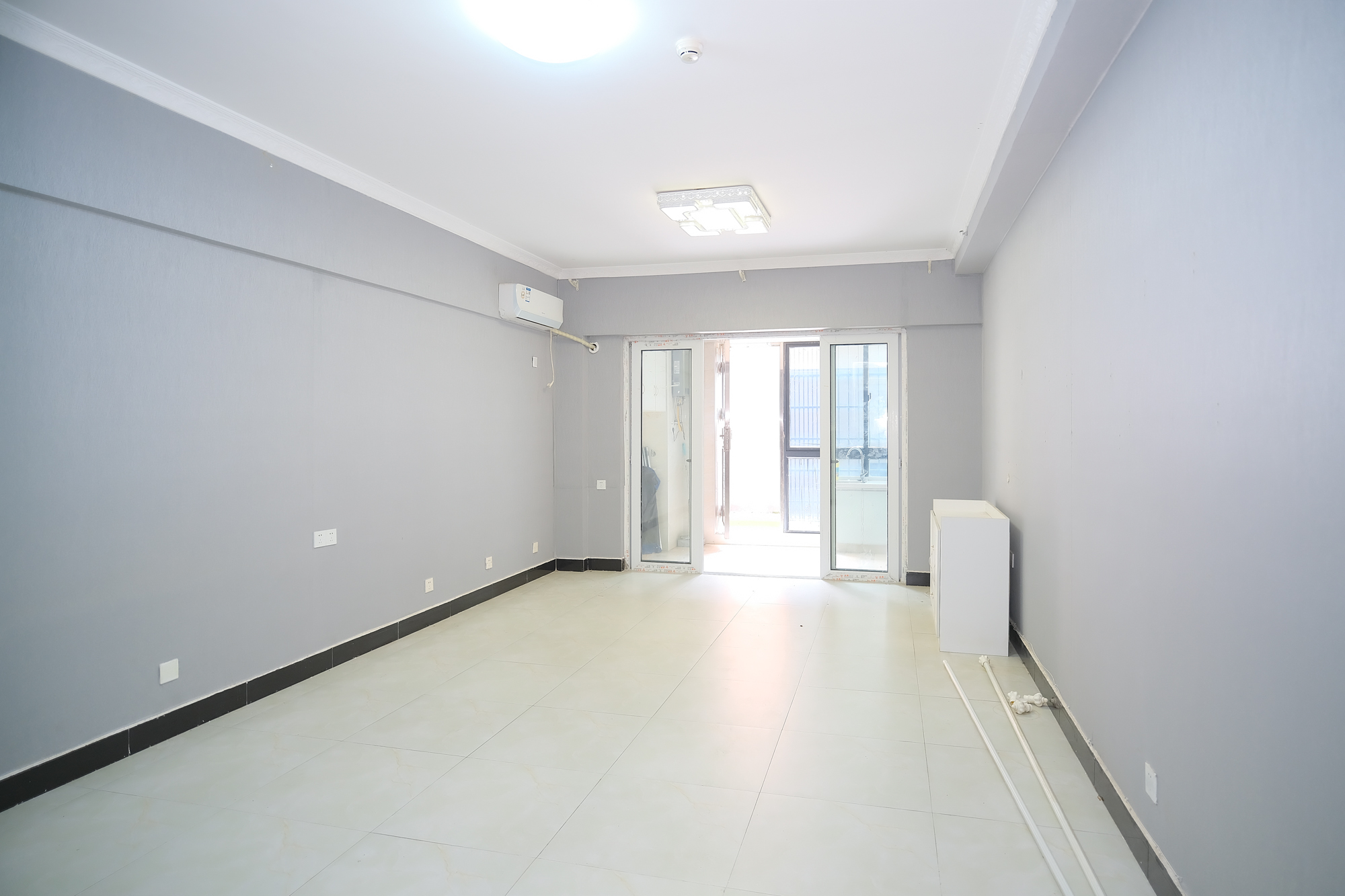 山水湾  1室1厅1卫    30.0万 山水湾  1室1厅1卫    30.0万客厅