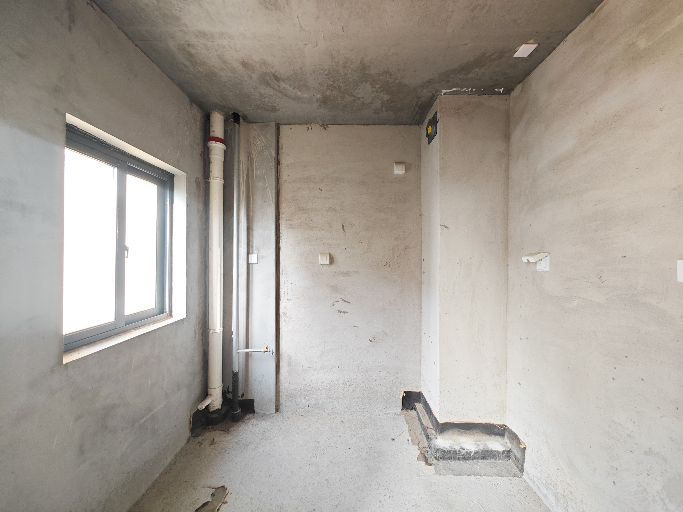 中建嘉和城  4室2厅2卫    109.8万厨房