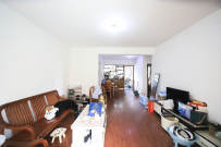 莲湖汽车饰品城(莲湖公寓)  2室2厅1卫    31.0万 莲湖汽车饰品城(莲湖公寓)  2室2厅1卫    31.0万