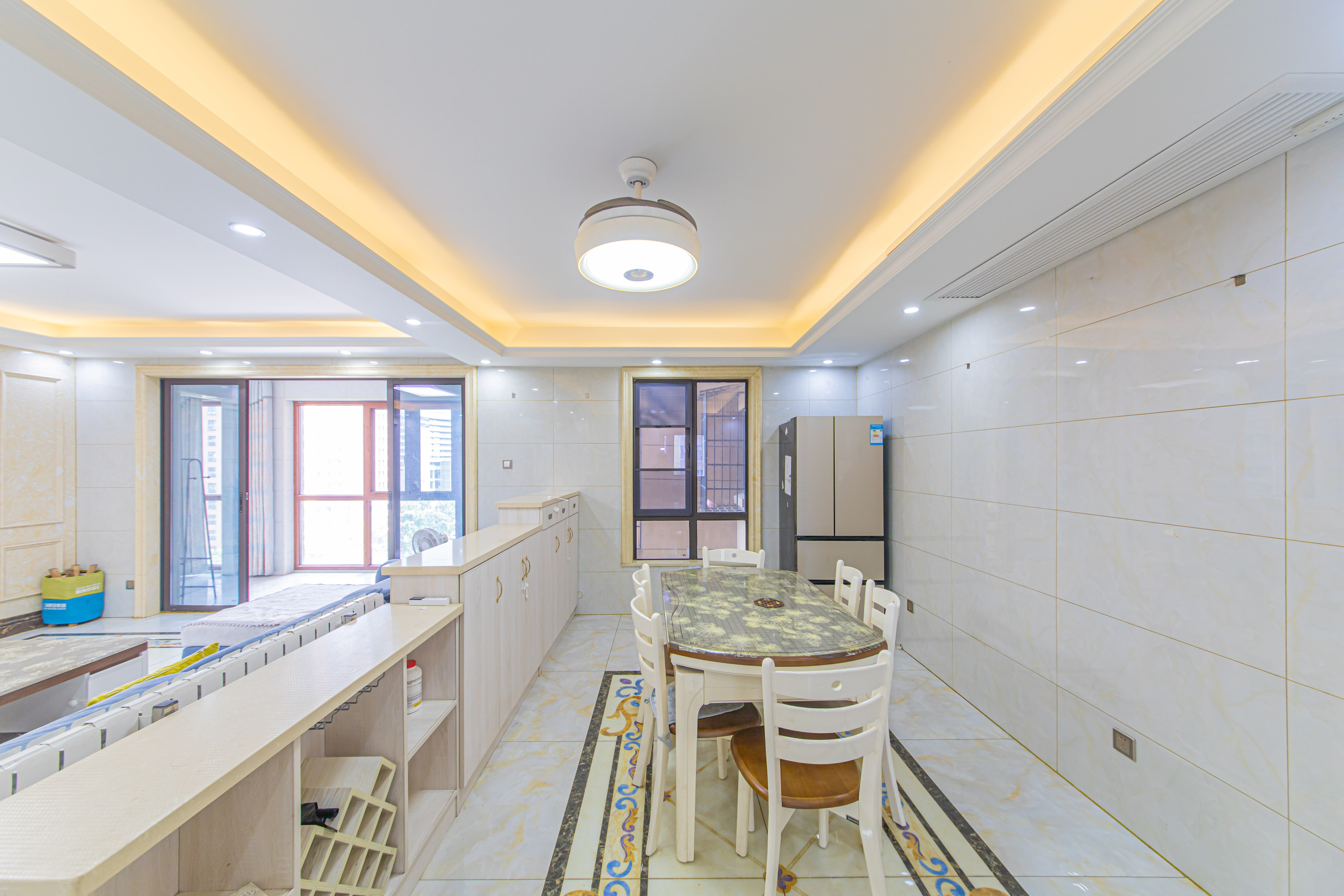 鑫远悦城(鑫远悦时代)  4室2厅2卫    148.0万 鑫远悦城(鑫远悦时代)  4室2厅2卫    148.0万客厅