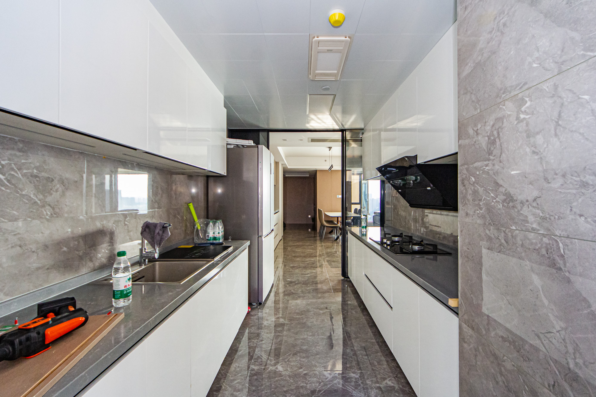 北辰瀚江府 4室2厅2卫 455.0万 北辰瀚江府 4室2厅2卫 455.0万厨房