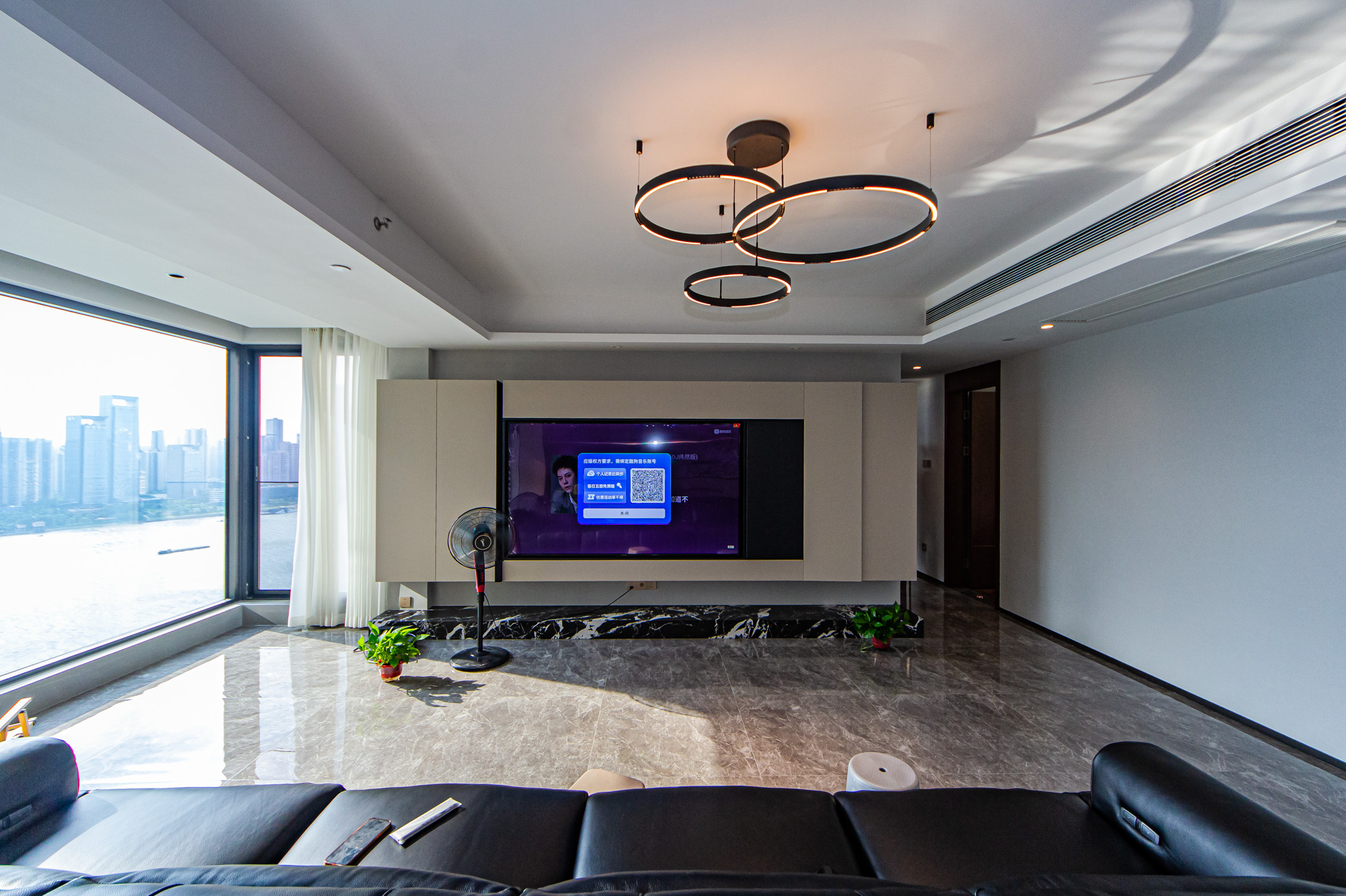 北辰瀚江府 4室2厅2卫 455.0万 北辰瀚江府 4室2厅2卫 455.0万客厅