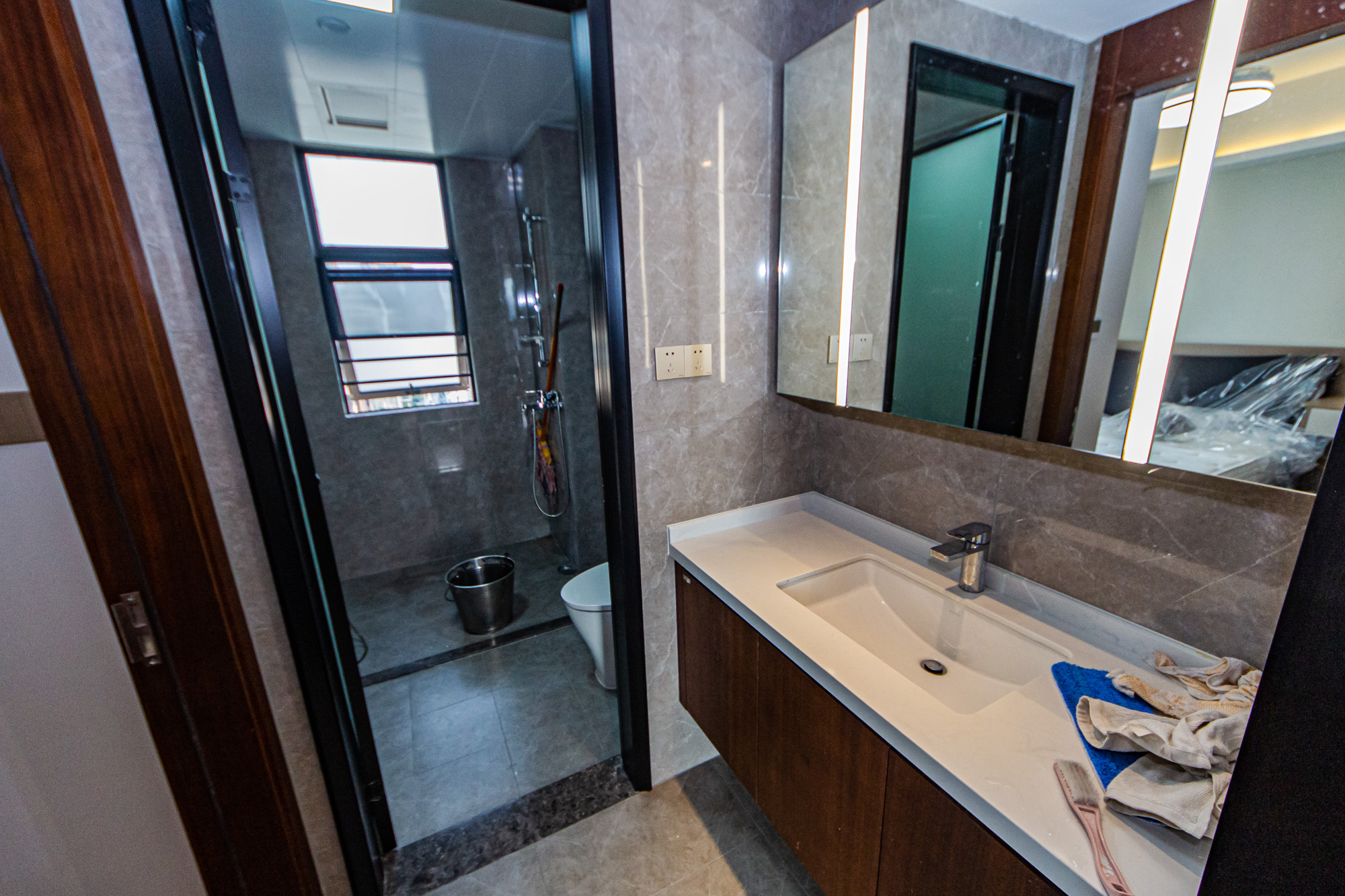 北辰瀚江府 4室2厅2卫 455.0万 北辰瀚江府 4室2厅2卫 455.0万卫生间