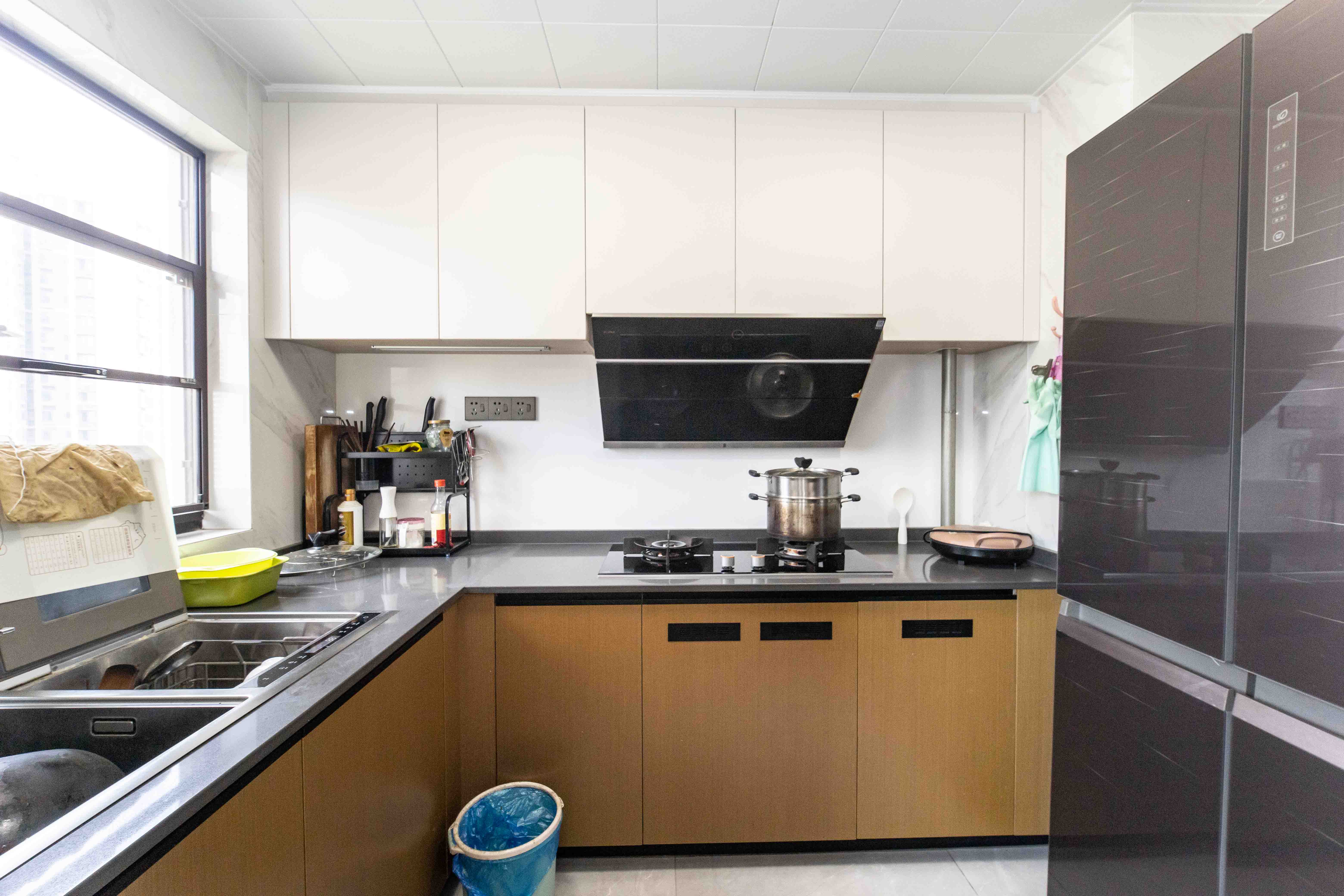 万科金域蓝湾 4室2厅2卫 210.0万 万科金域蓝湾 4室2厅2卫 210.0万厨房