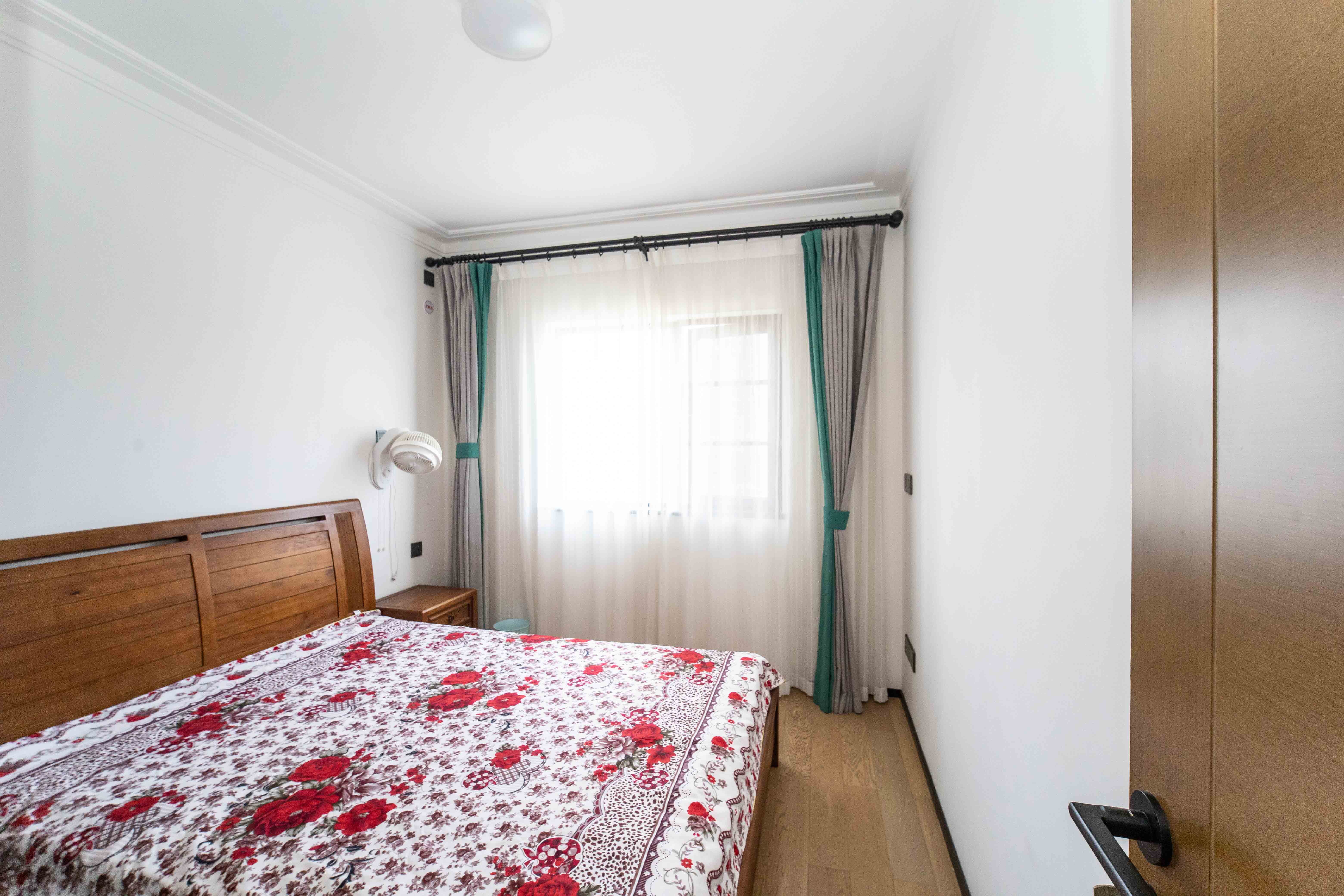 万科金域蓝湾 4室2厅2卫 210.0万 万科金域蓝湾 4室2厅2卫 210.0万卧室