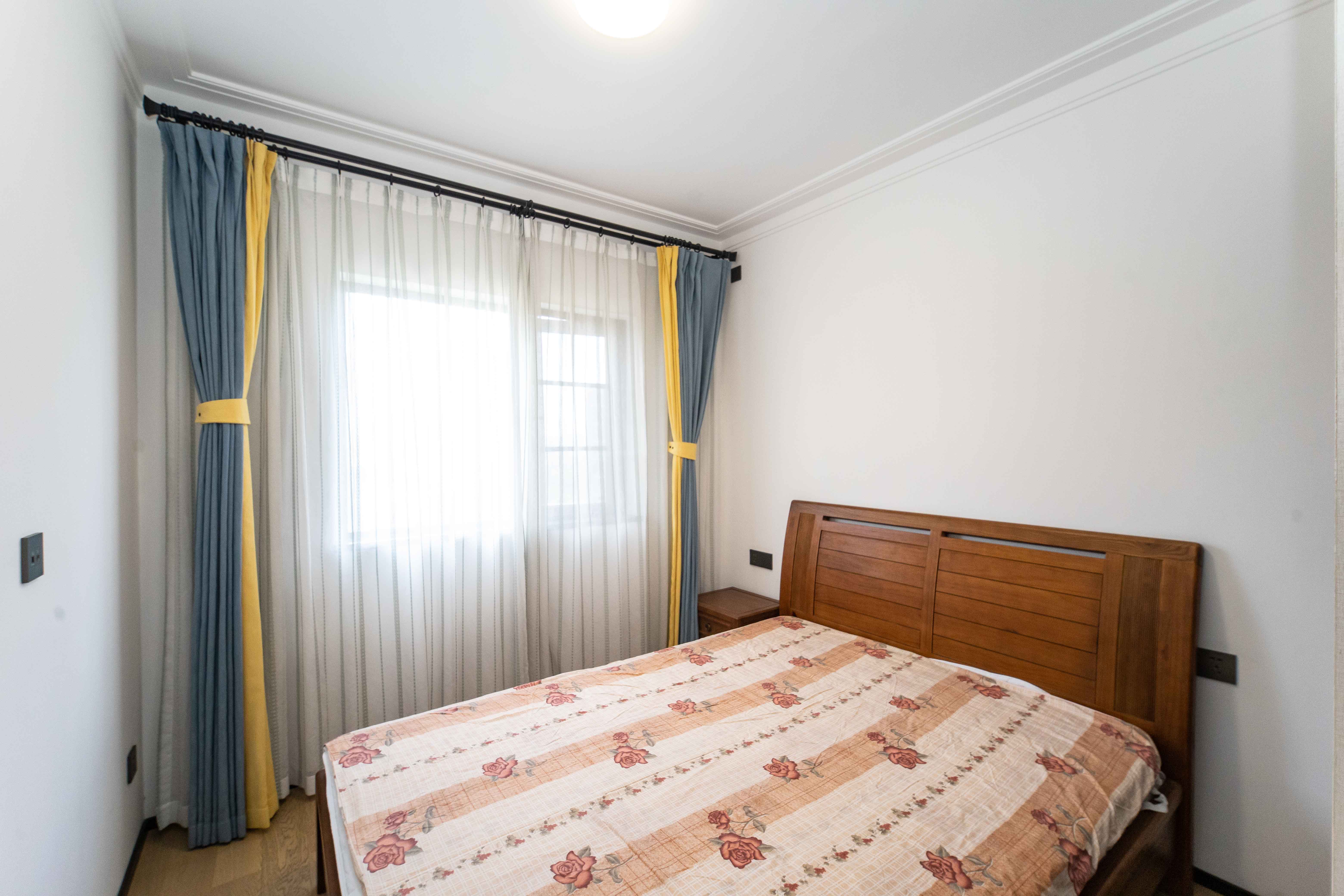 万科金域蓝湾 4室2厅2卫 210.0万 万科金域蓝湾 4室2厅2卫 210.0万卧室