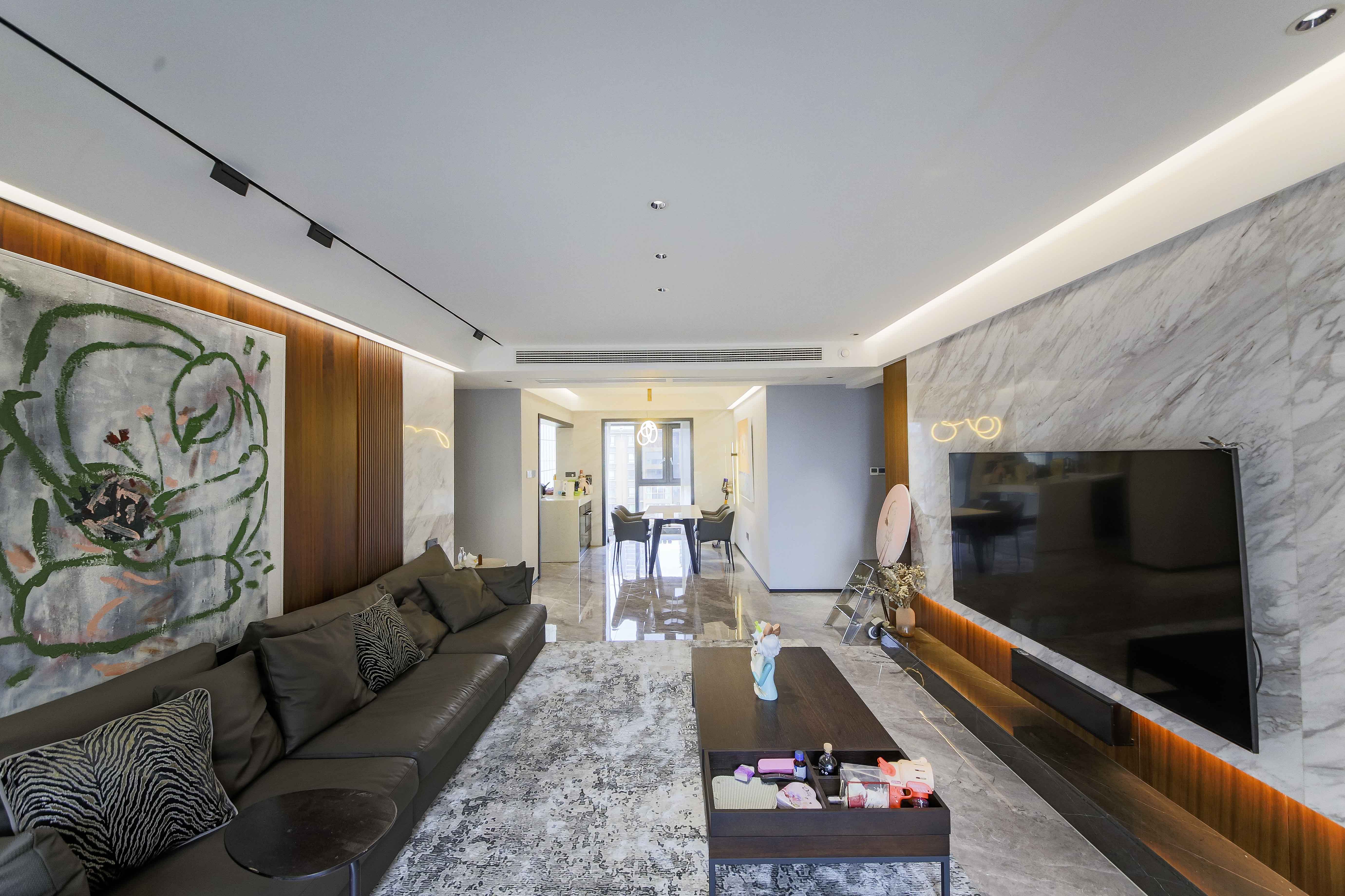 龙湖春江悦茗  4室2厅2卫    238.0万 龙湖春江悦茗  4室2厅2卫    238.0万客厅