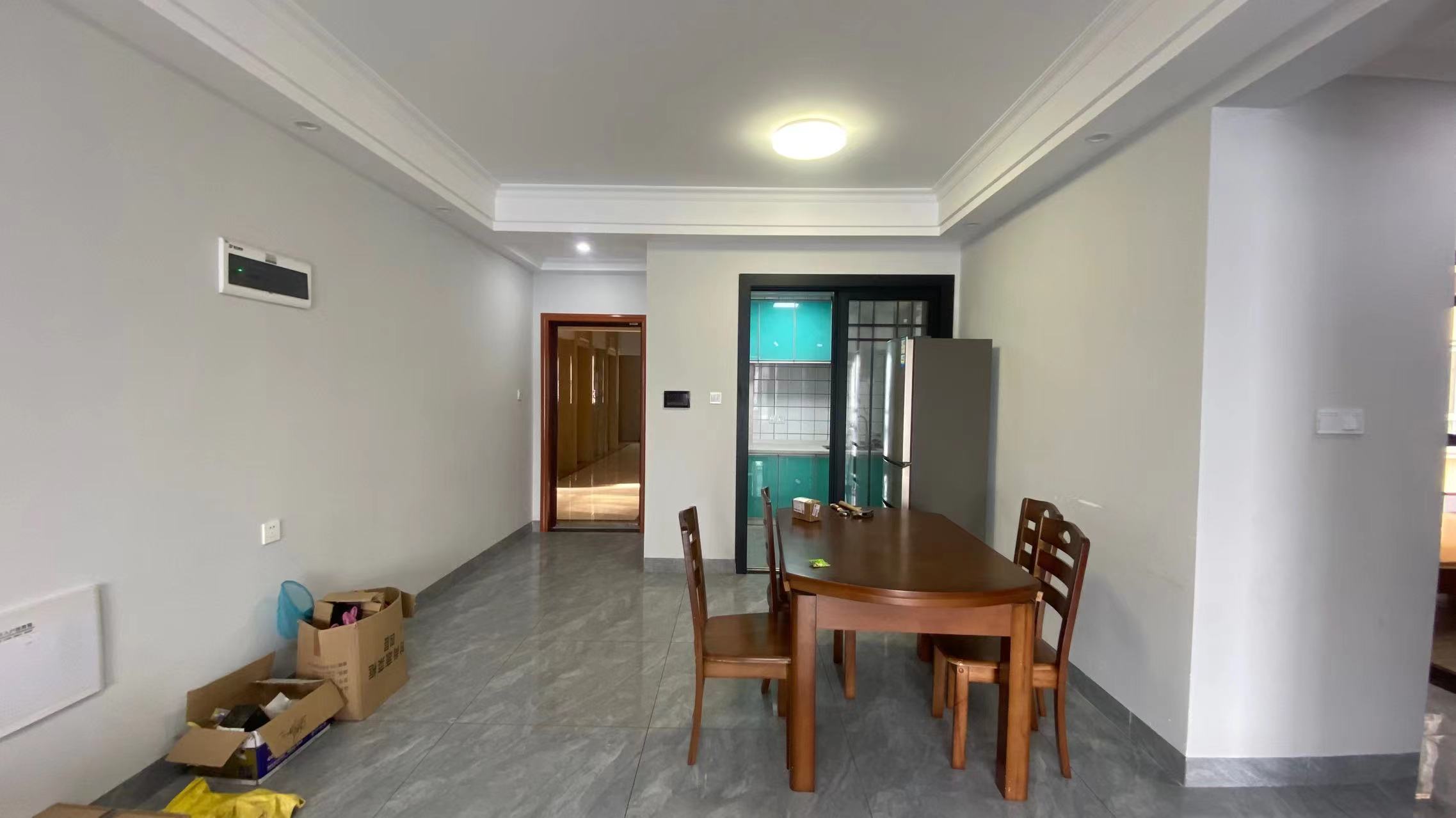 提香蓝岸 3室2厅1卫 55.0万 提香蓝岸 3室2厅1卫 55.0万室内图