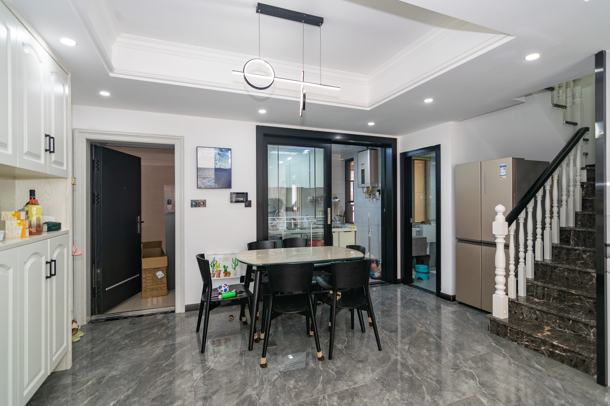 澳海谷山府 4室2厅2卫 132.0万 澳海谷山府 4室2厅2卫 132.0万客厅