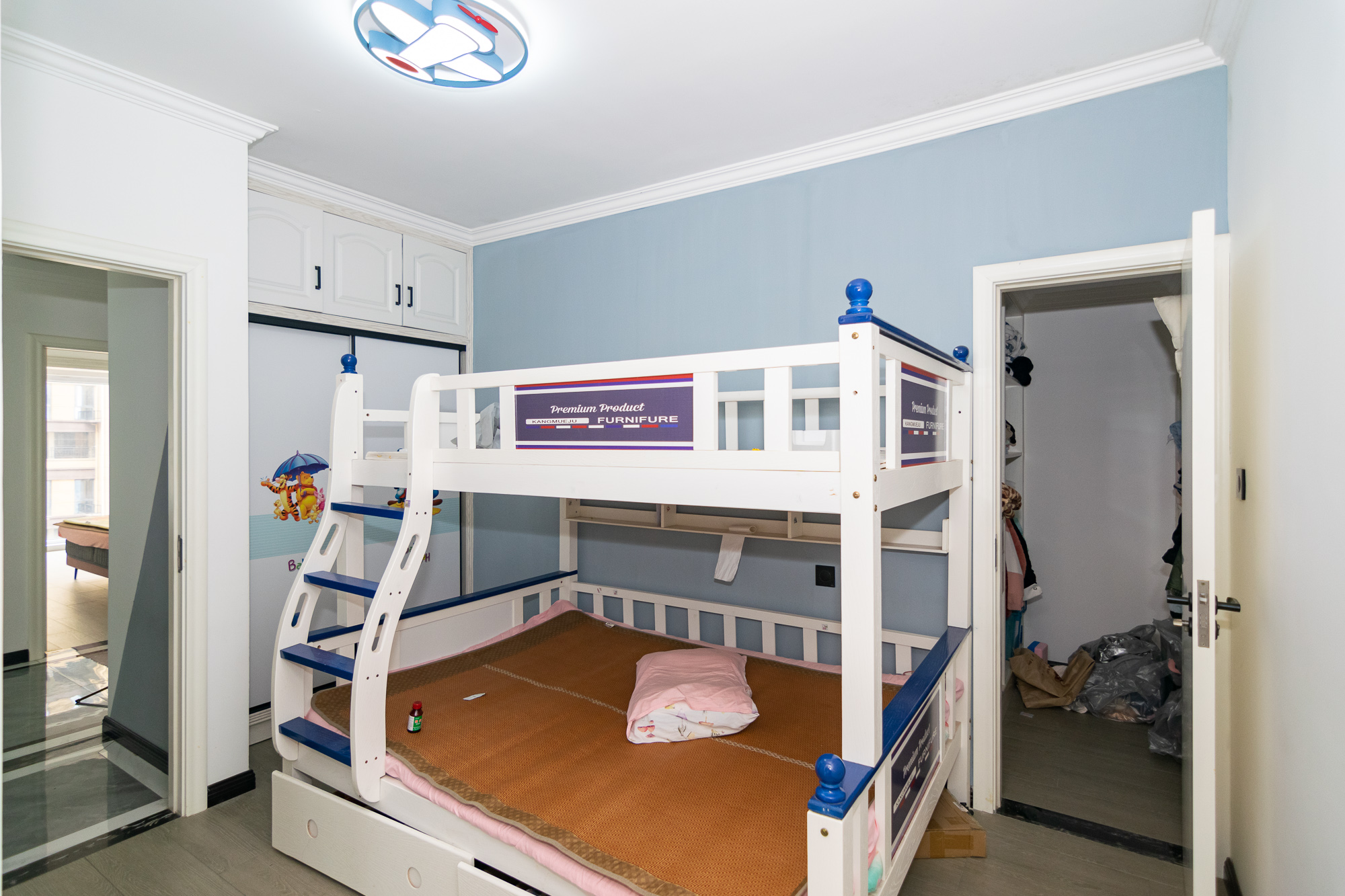 澳海谷山府 4室2厅2卫 132.0万 澳海谷山府 4室2厅2卫 132.0万卧室