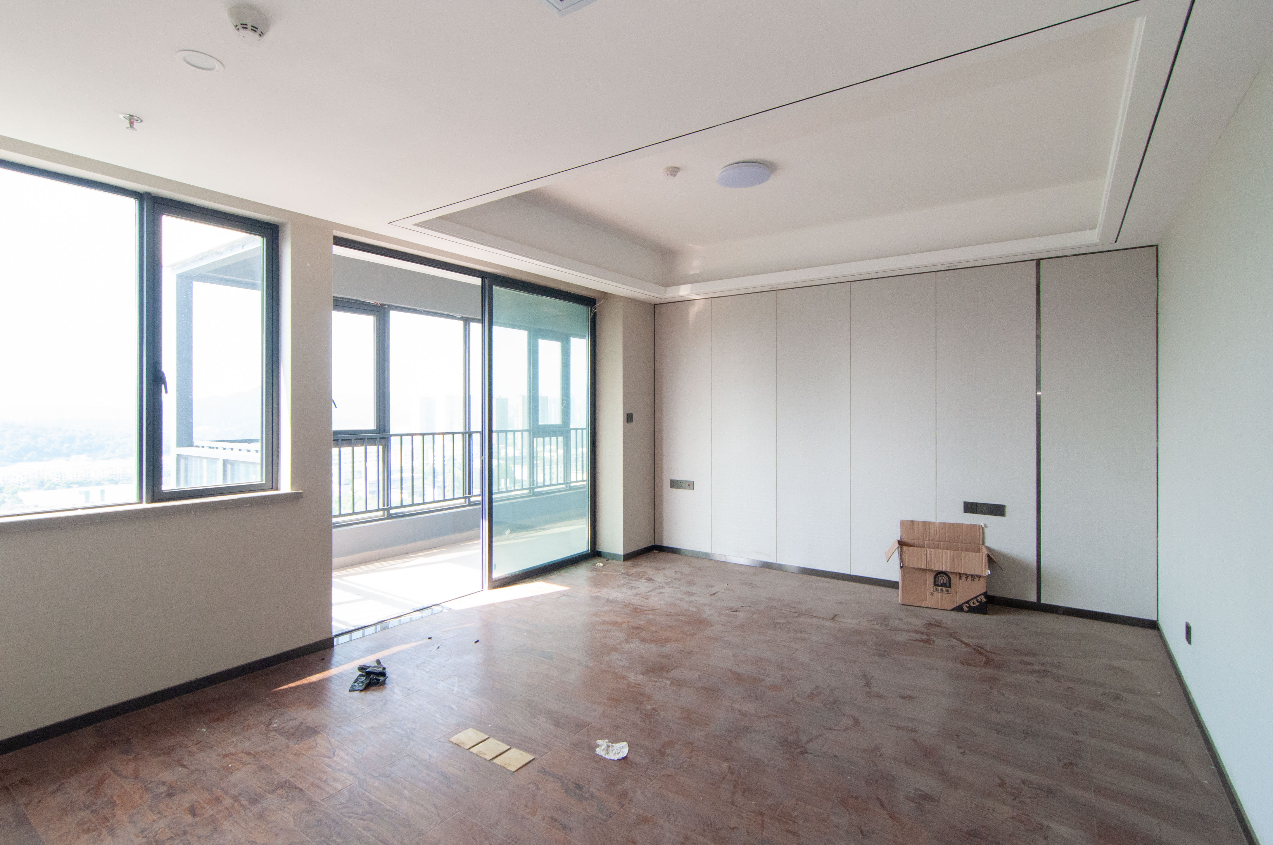 旭辉都会山  4室2厅3卫   468.00万其他