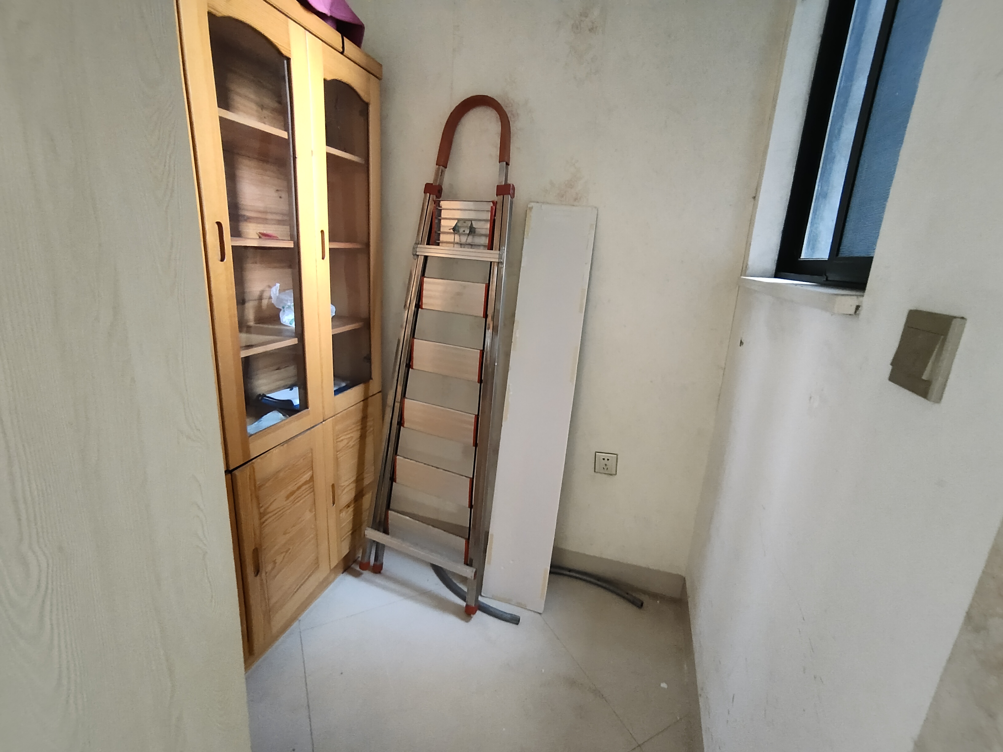 荷塘嘉苑 3室2厅2卫 45.8万 荷塘嘉苑 3室2厅2卫 45.8万室内图