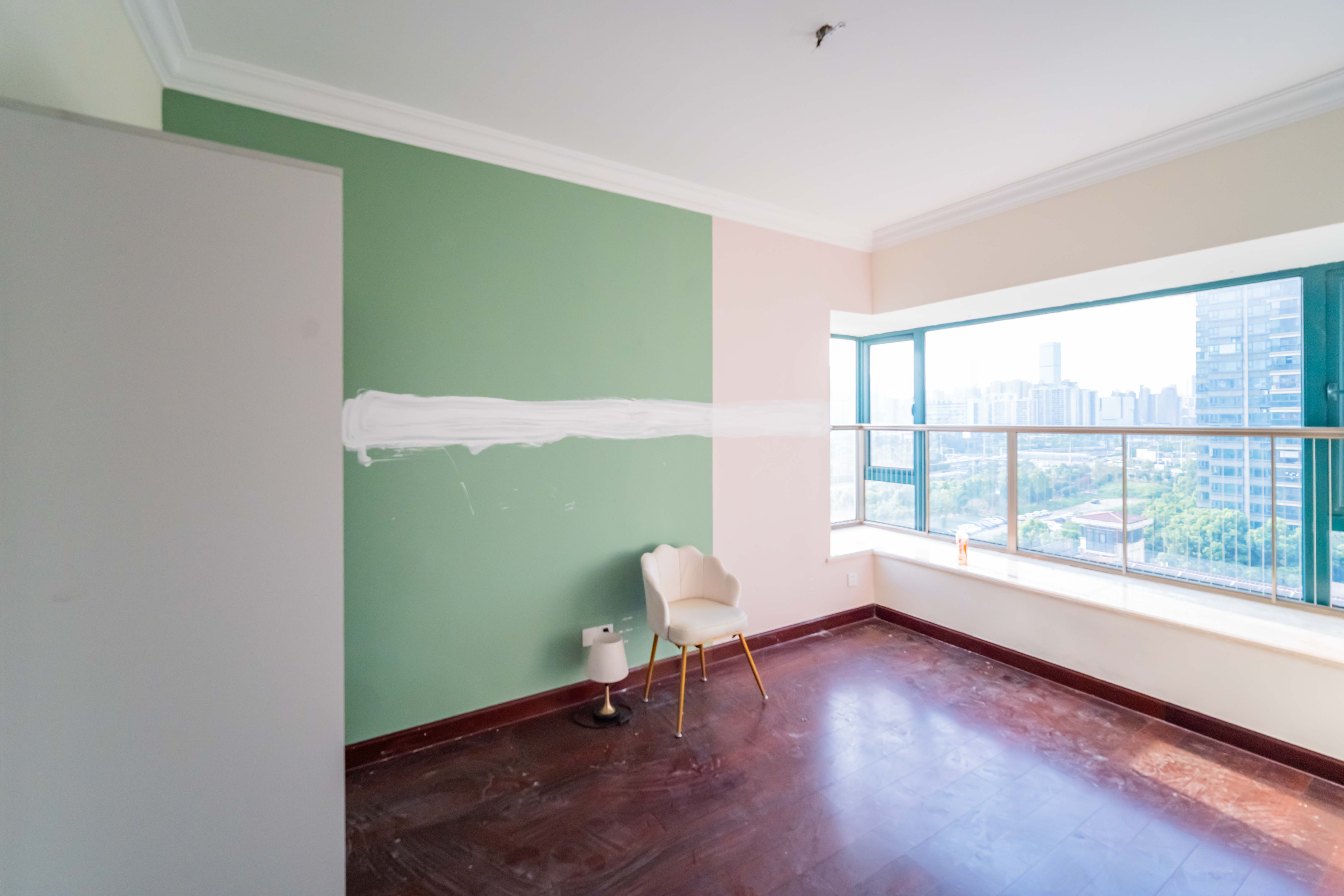 恒大绿洲  3室2厅1卫    110.0万卧室