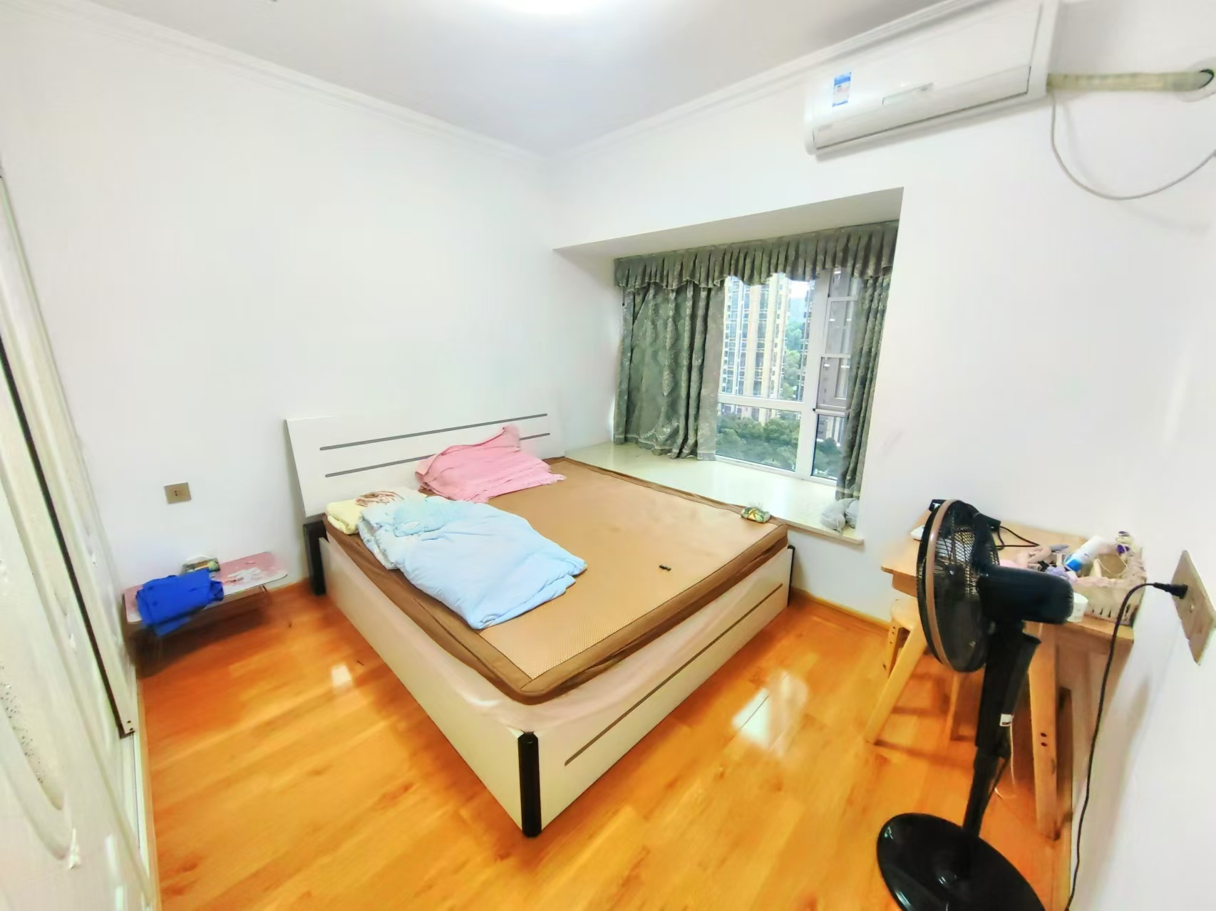 美的城三期  3室1厅1卫   50.00万室内图