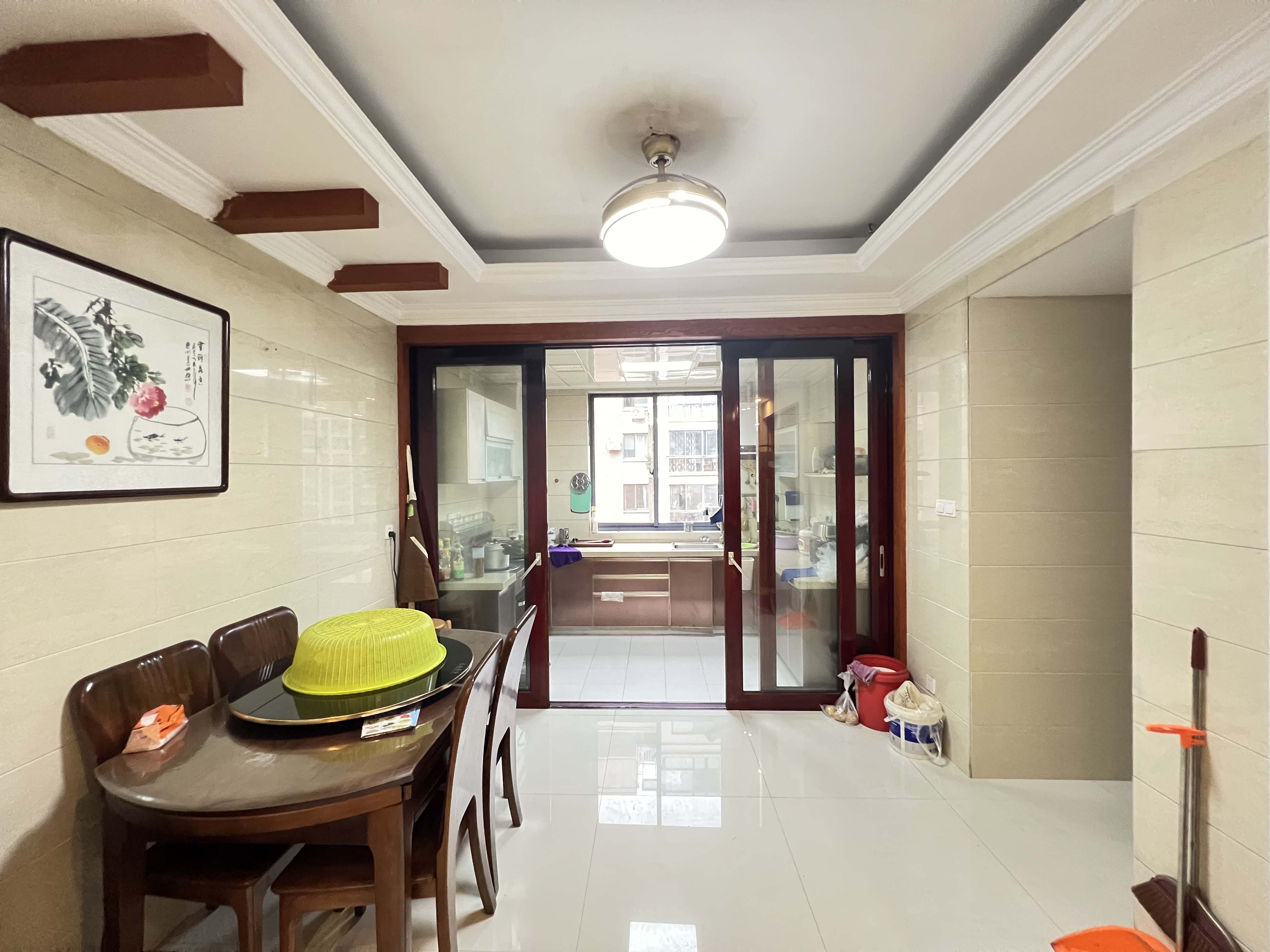 天泉一品 4室2厅2卫 68.8万 天泉一品 4室2厅2卫 68.8万室内图