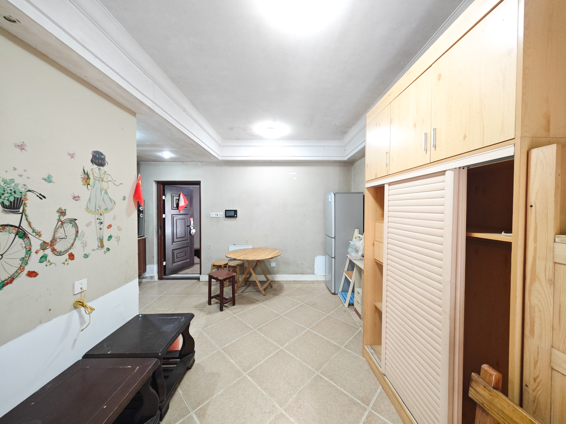 保利城（中航城国际社区、郡原美村）  1室1厅1卫   38.00万客厅