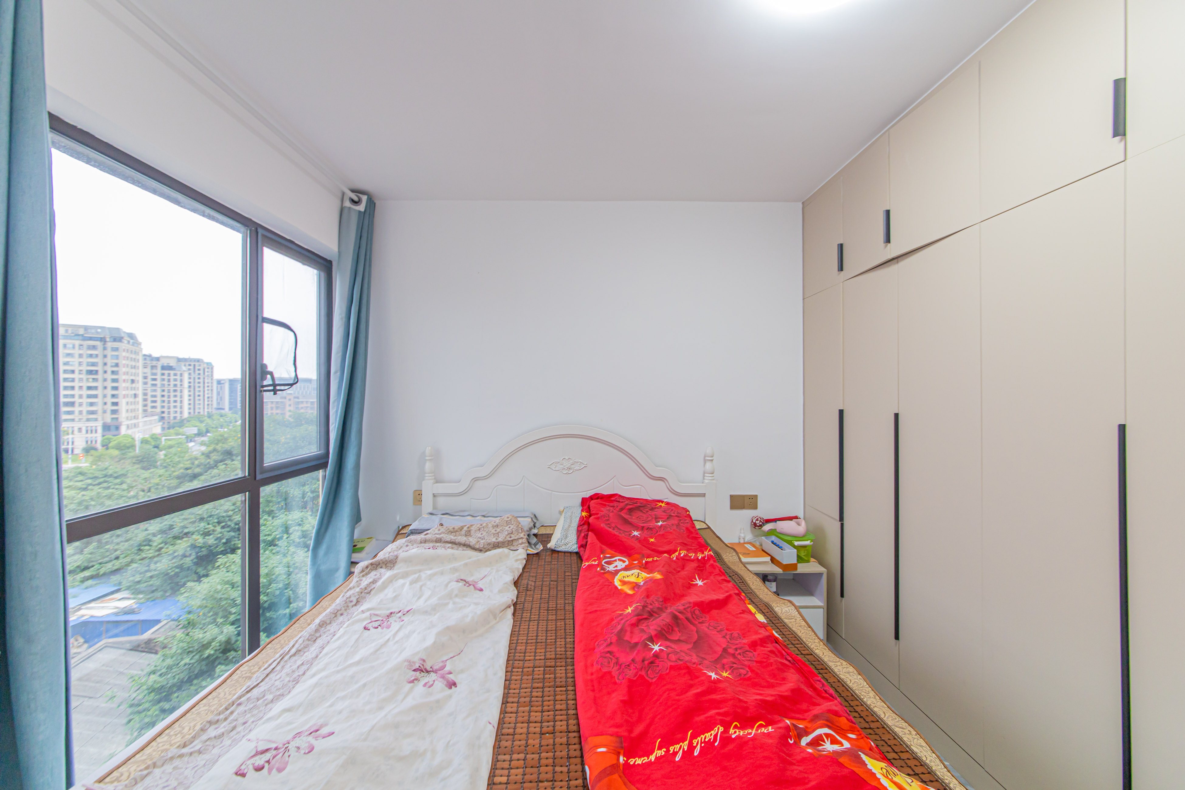 北辰中央公园DF区  3室1厅1卫   115.00万卧室