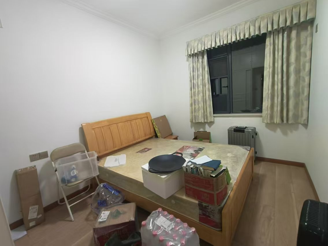 庐山春天早安华晨  4室2厅2卫    87.0万 庐山春天早安华晨  4室2厅2卫    87.0万室内图