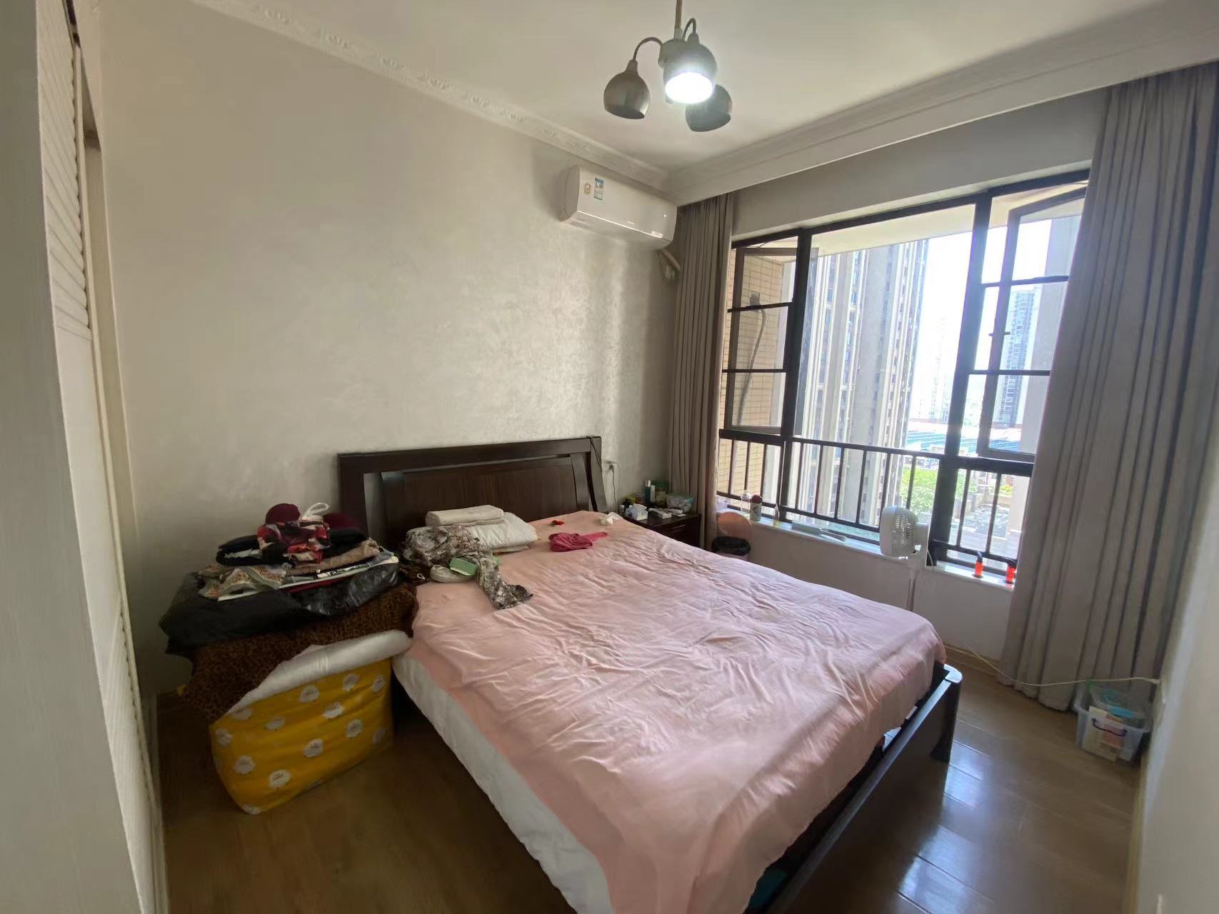 中泰财富湘江 3室2厅1卫 67.5万 中泰财富湘江 3室2厅1卫 67.5万室内图