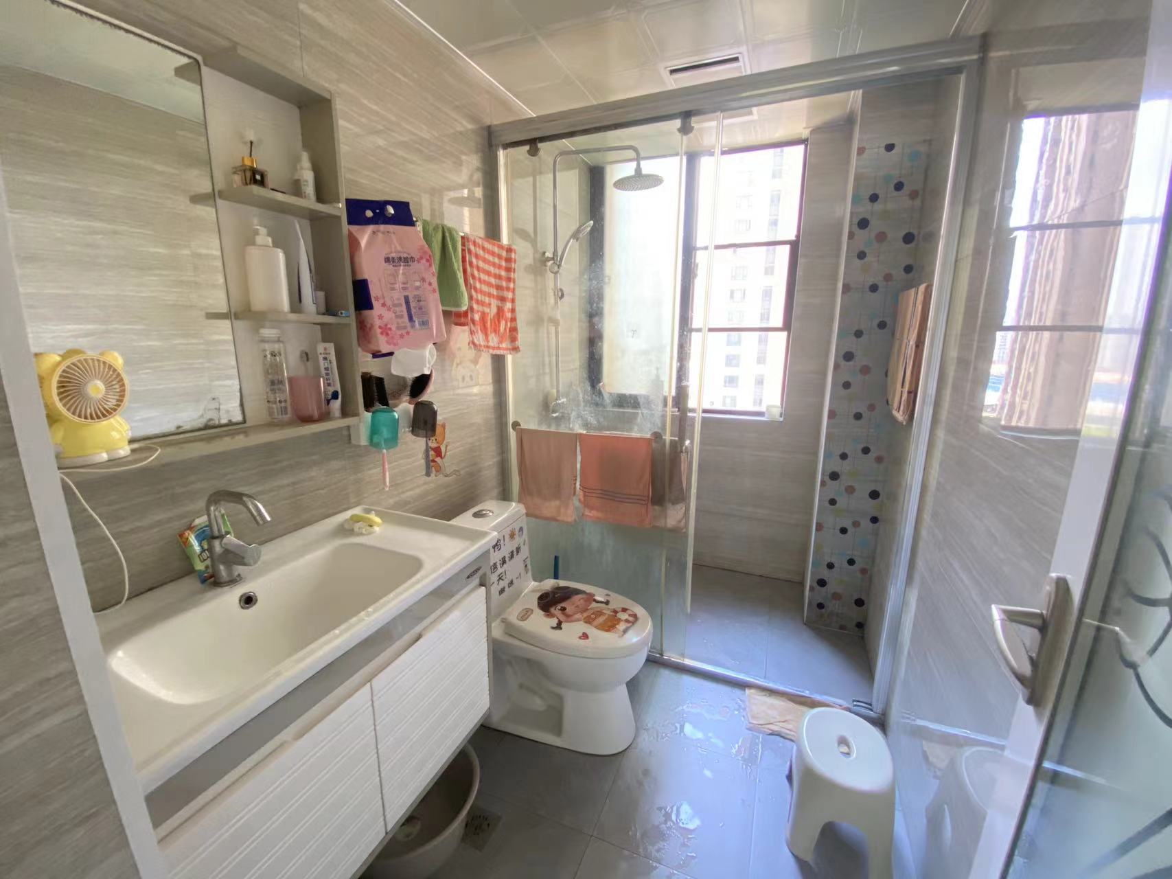 中泰财富湘江 3室2厅1卫 67.5万 中泰财富湘江 3室2厅1卫 67.5万室内图