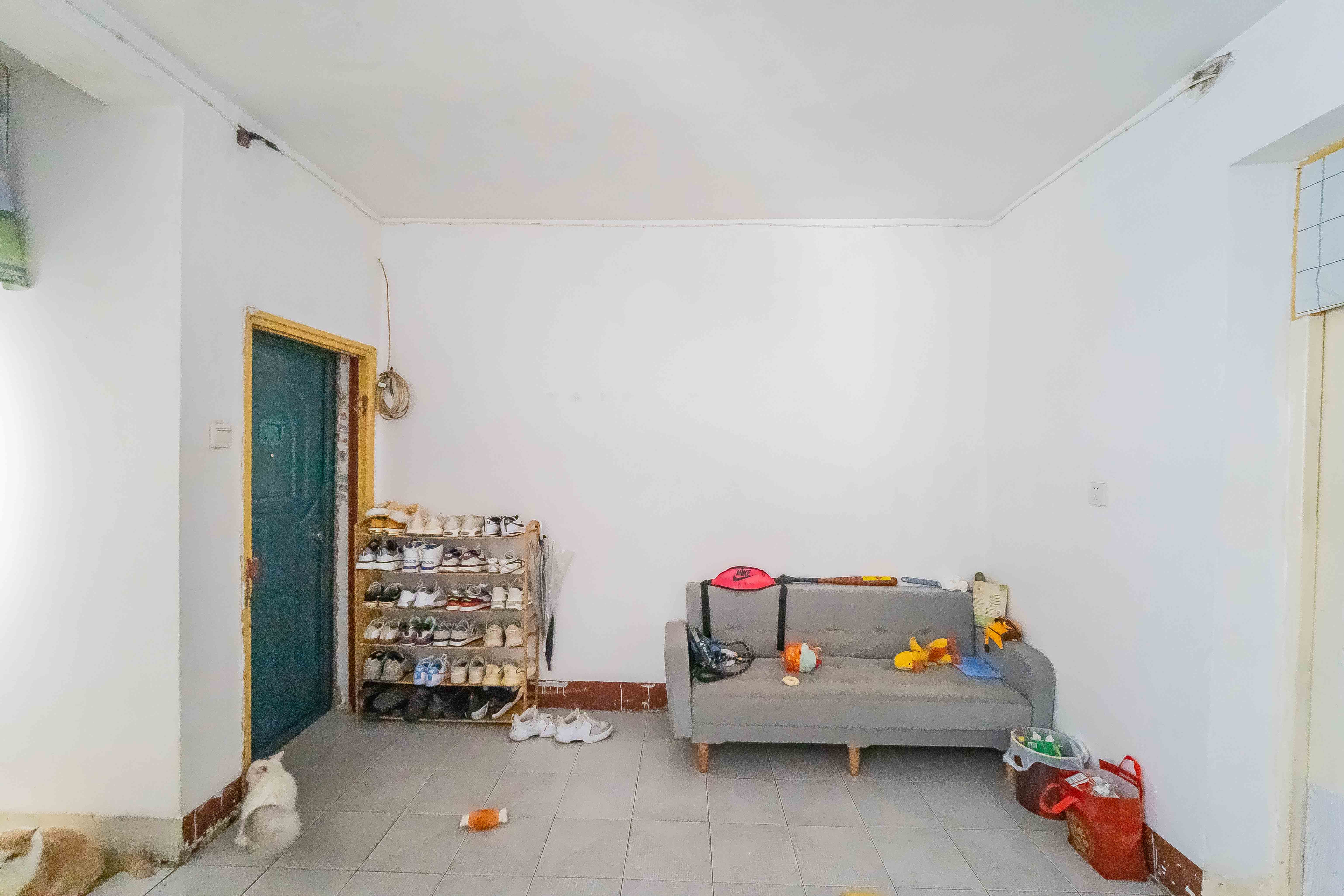 高正街税务局宿舍  2室1厅1卫    40.0万客厅