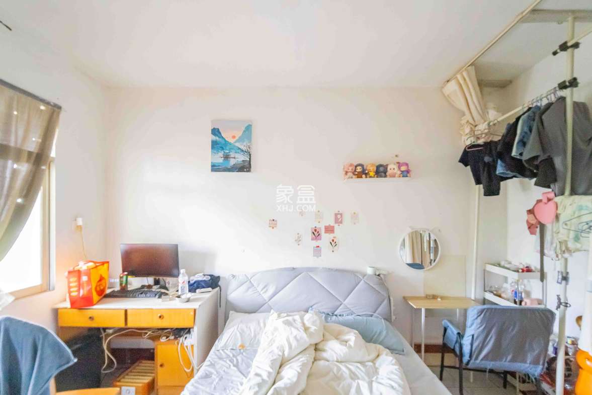 高正街税务局宿舍 2室1厅1卫 40.0万 高正街税务局宿舍 2室1厅1卫 40.0万卧室