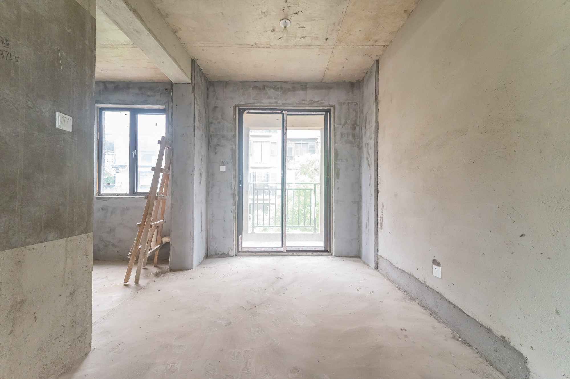 星湖湾一期高层  3室2厅1卫    89.5万其他