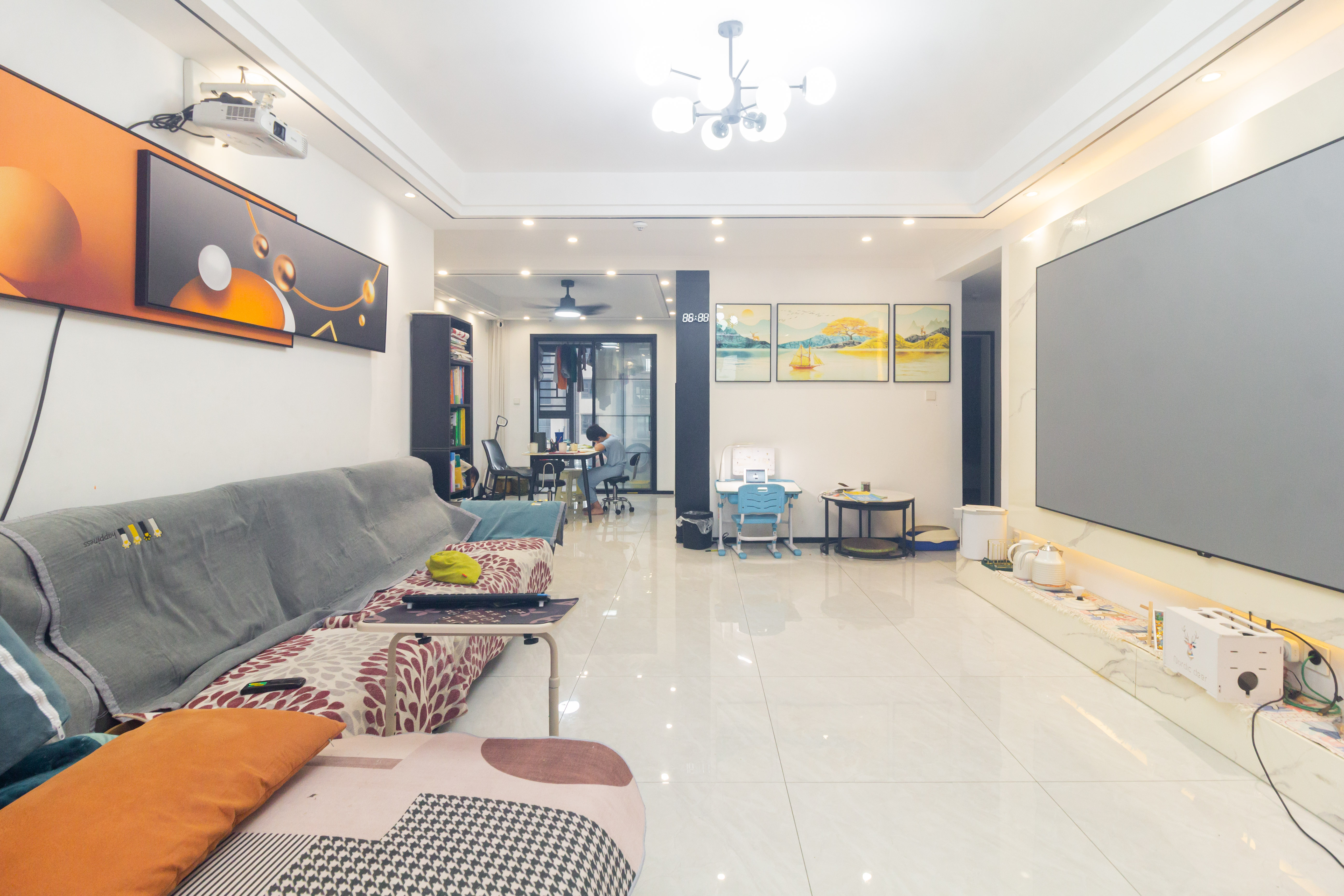 金广星苑  3室2厅2卫    87.0万 金广星苑  3室2厅2卫    87.0万客厅