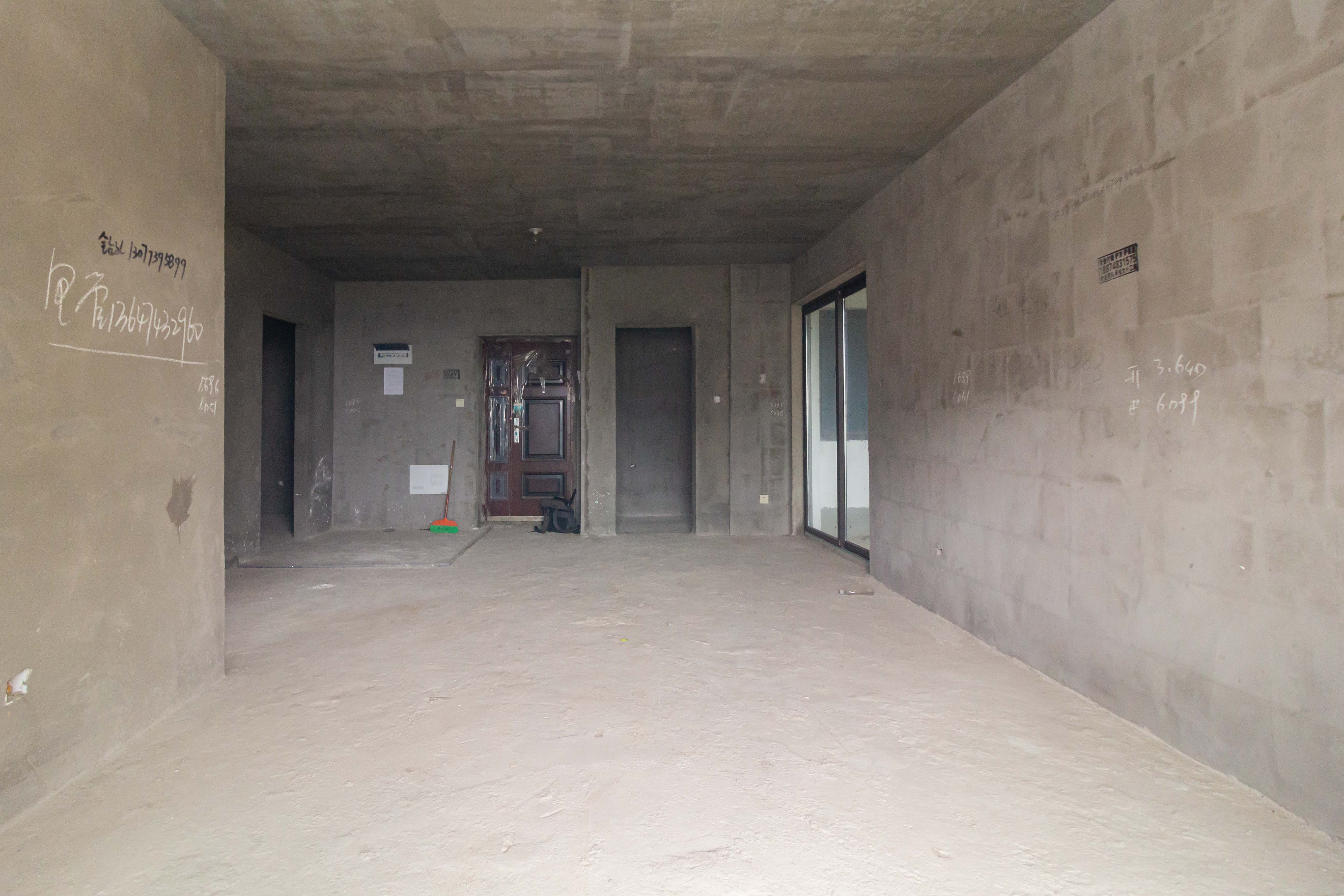 金广星苑  2室2厅1卫    50.0万 金广星苑  2室2厅1卫    50.0万客厅