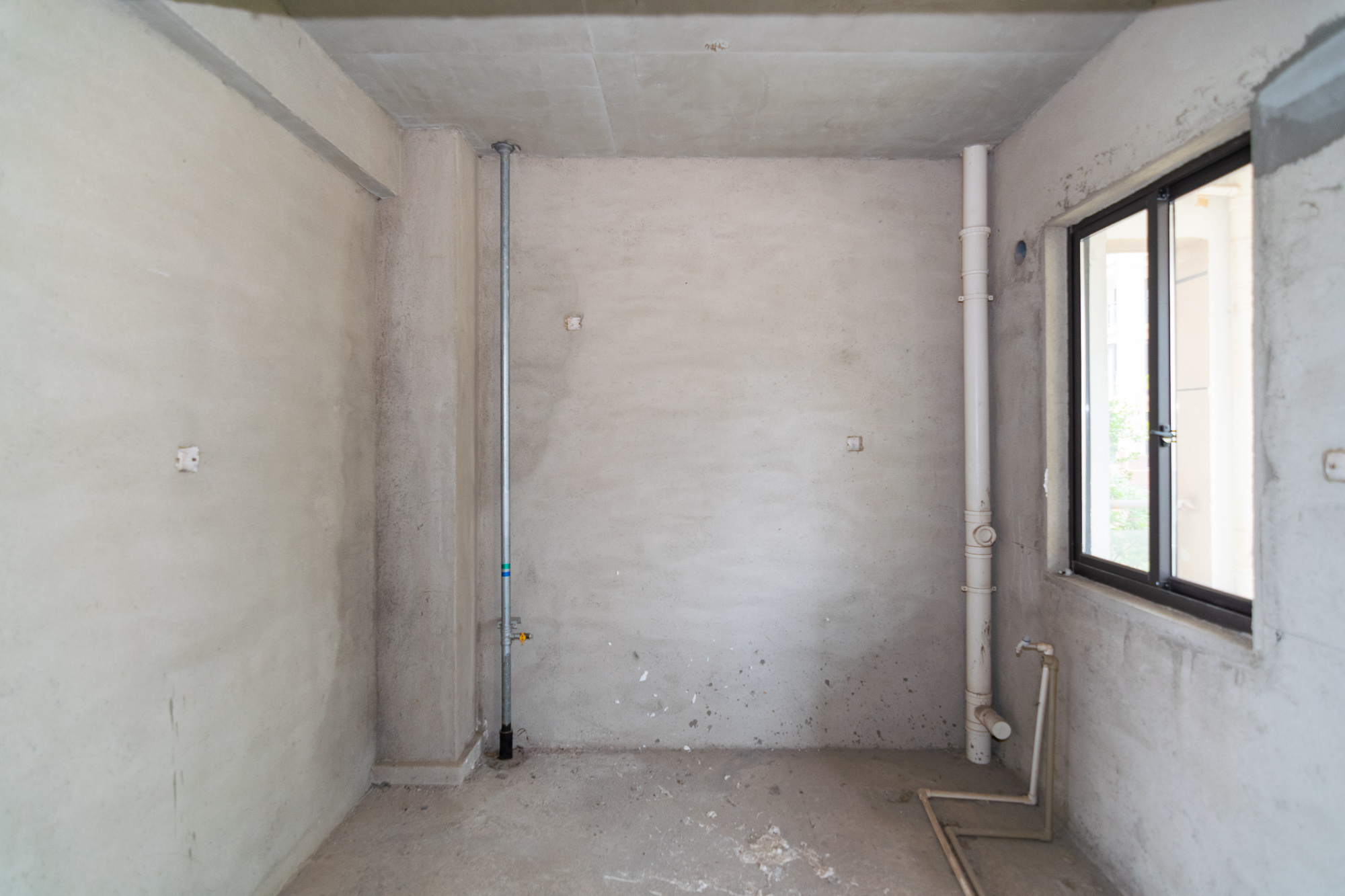 裕田奥莱小镇  3室2厅2卫    66.8万 裕田奥莱小镇  3室2厅2卫    66.8万厨房