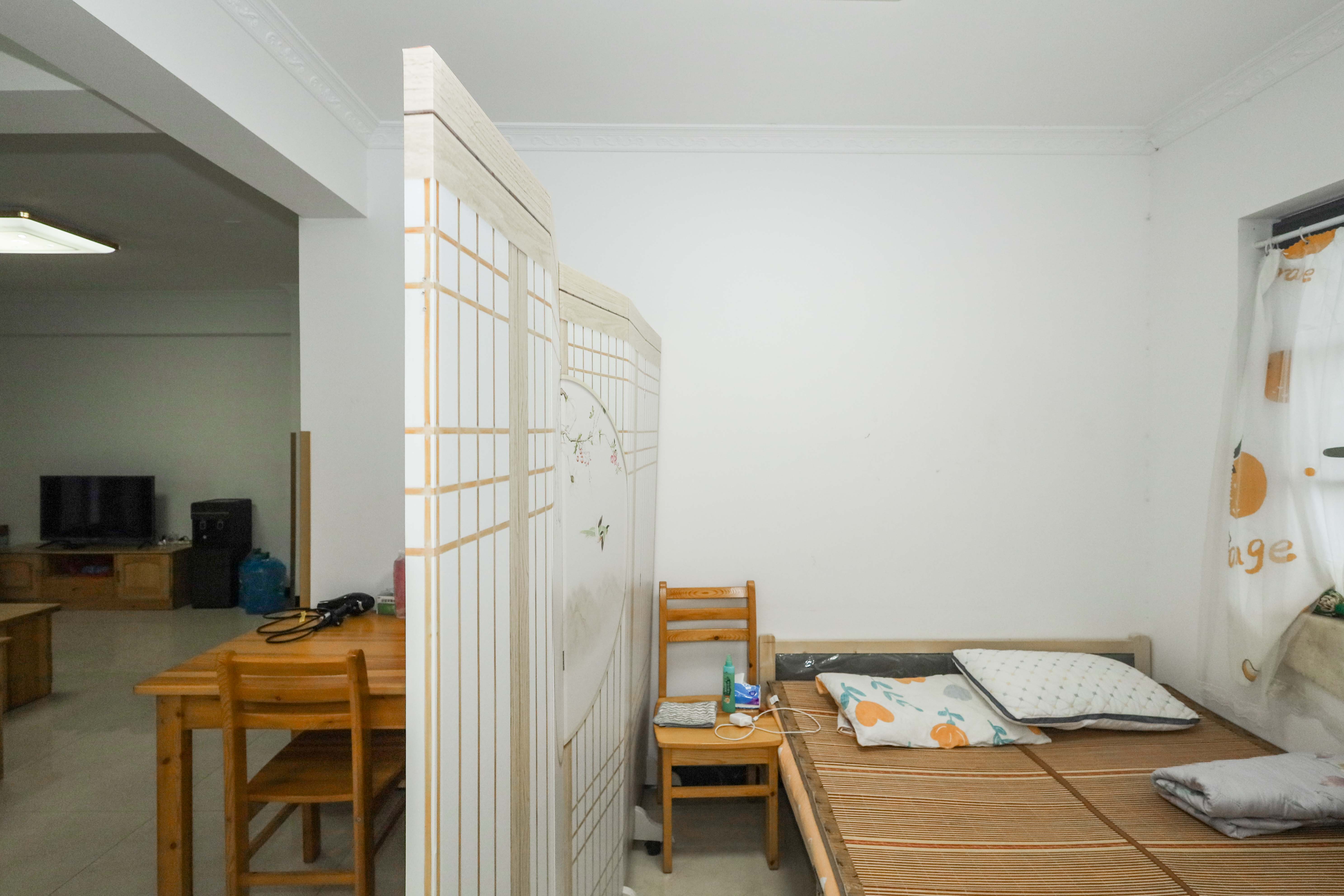 中冶中央公园  3室2厅2卫    120.0万 中冶中央公园  3室2厅2卫    120.0万卧室