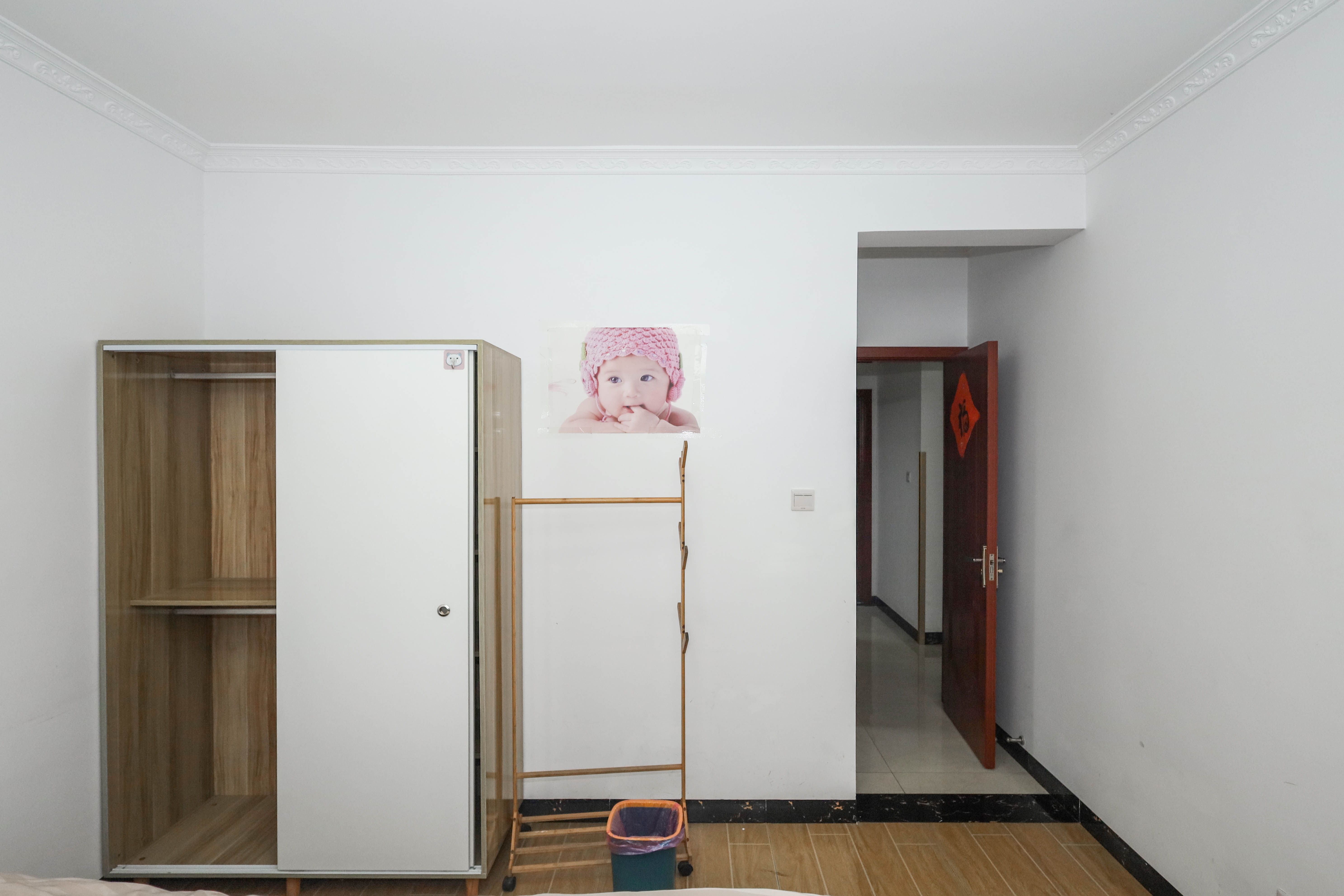 中冶中央公园  3室2厅2卫    120.0万 中冶中央公园  3室2厅2卫    120.0万卧室