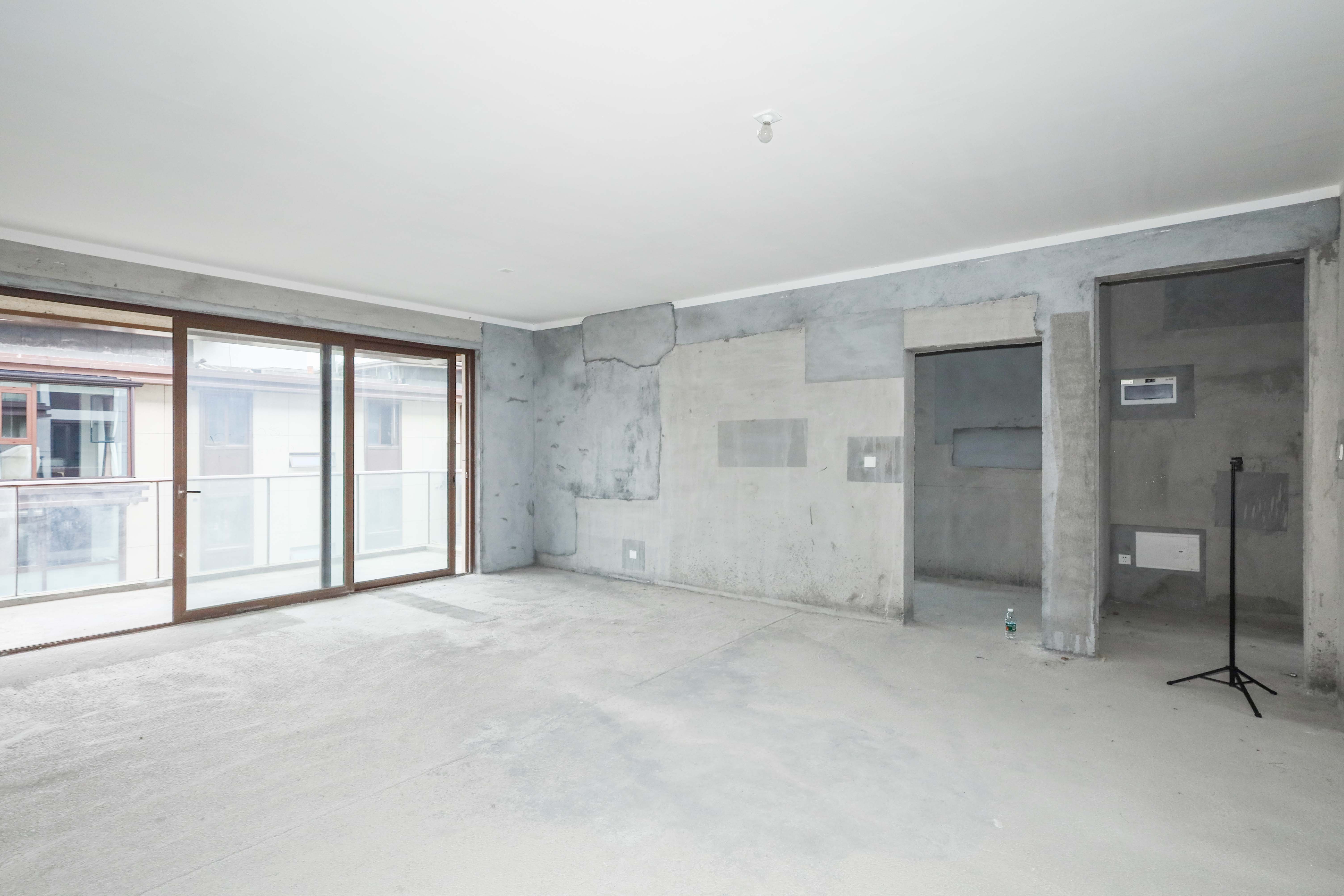 绿地麓湖郡 4室2厅2卫 165.0万 绿地麓湖郡 4室2厅2卫 165.0万客厅