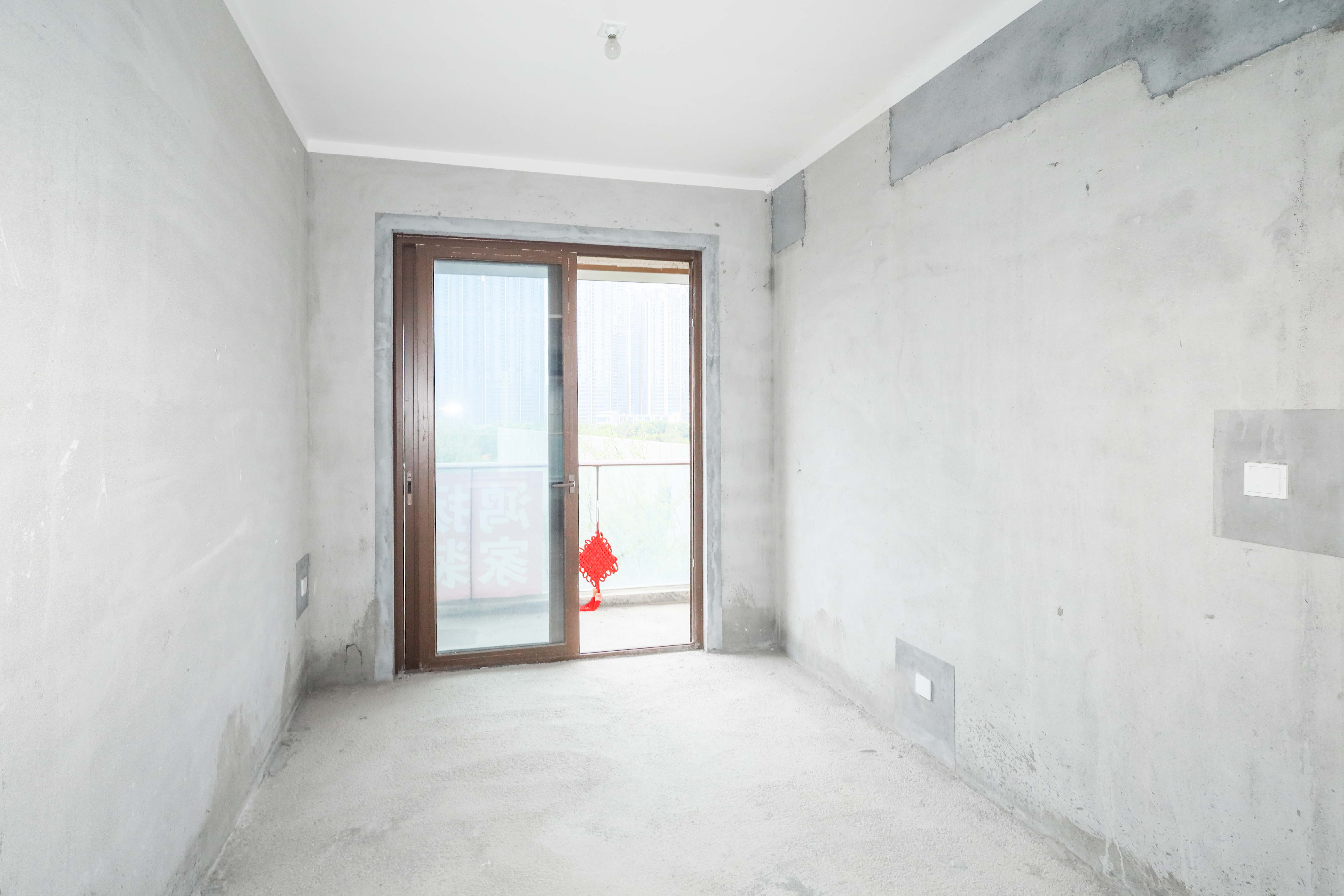 绿地麓湖郡 4室2厅2卫 165.0万 绿地麓湖郡 4室2厅2卫 165.0万卧室