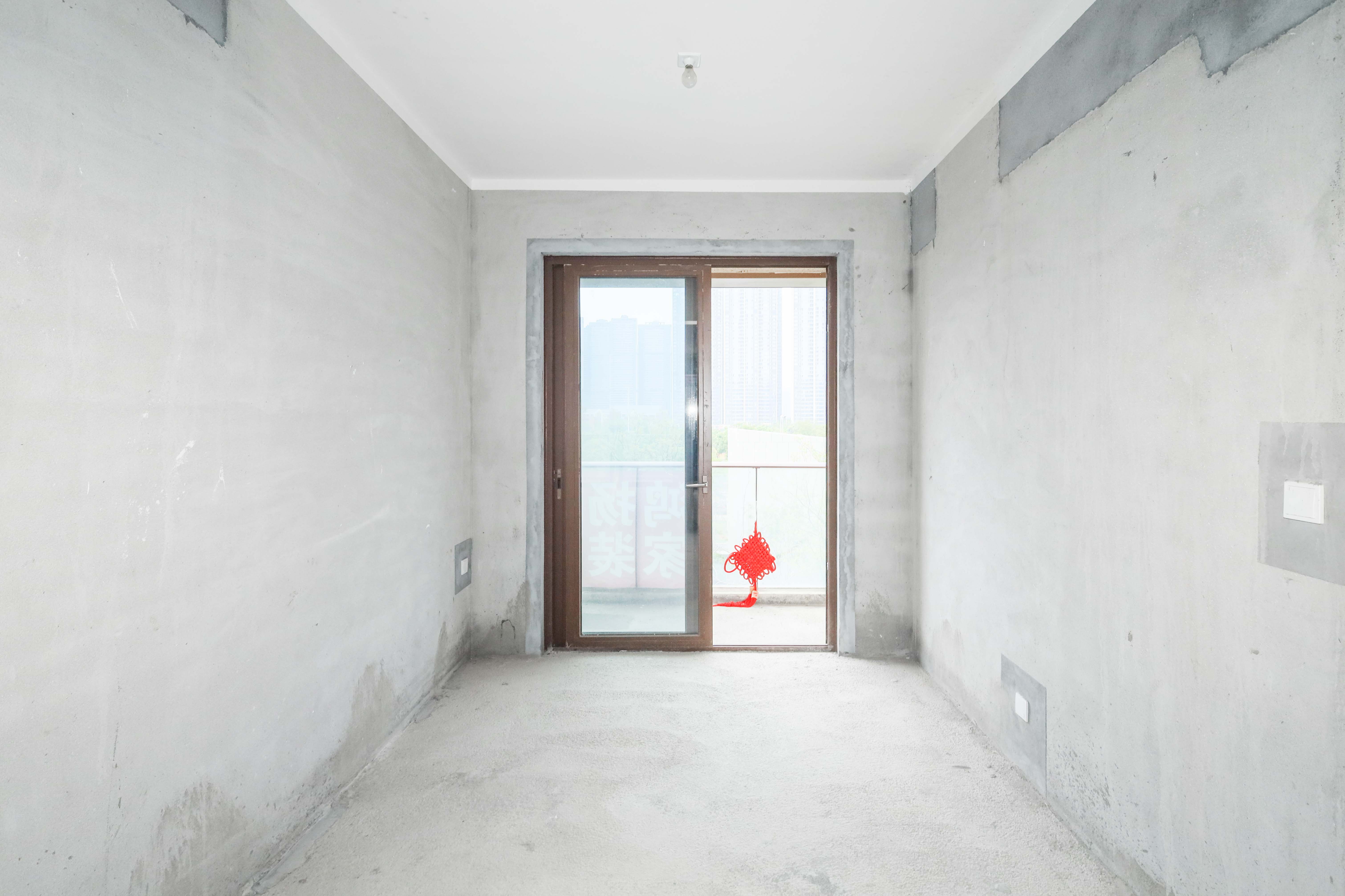 绿地麓湖郡 4室2厅2卫 165.0万 绿地麓湖郡 4室2厅2卫 165.0万卧室