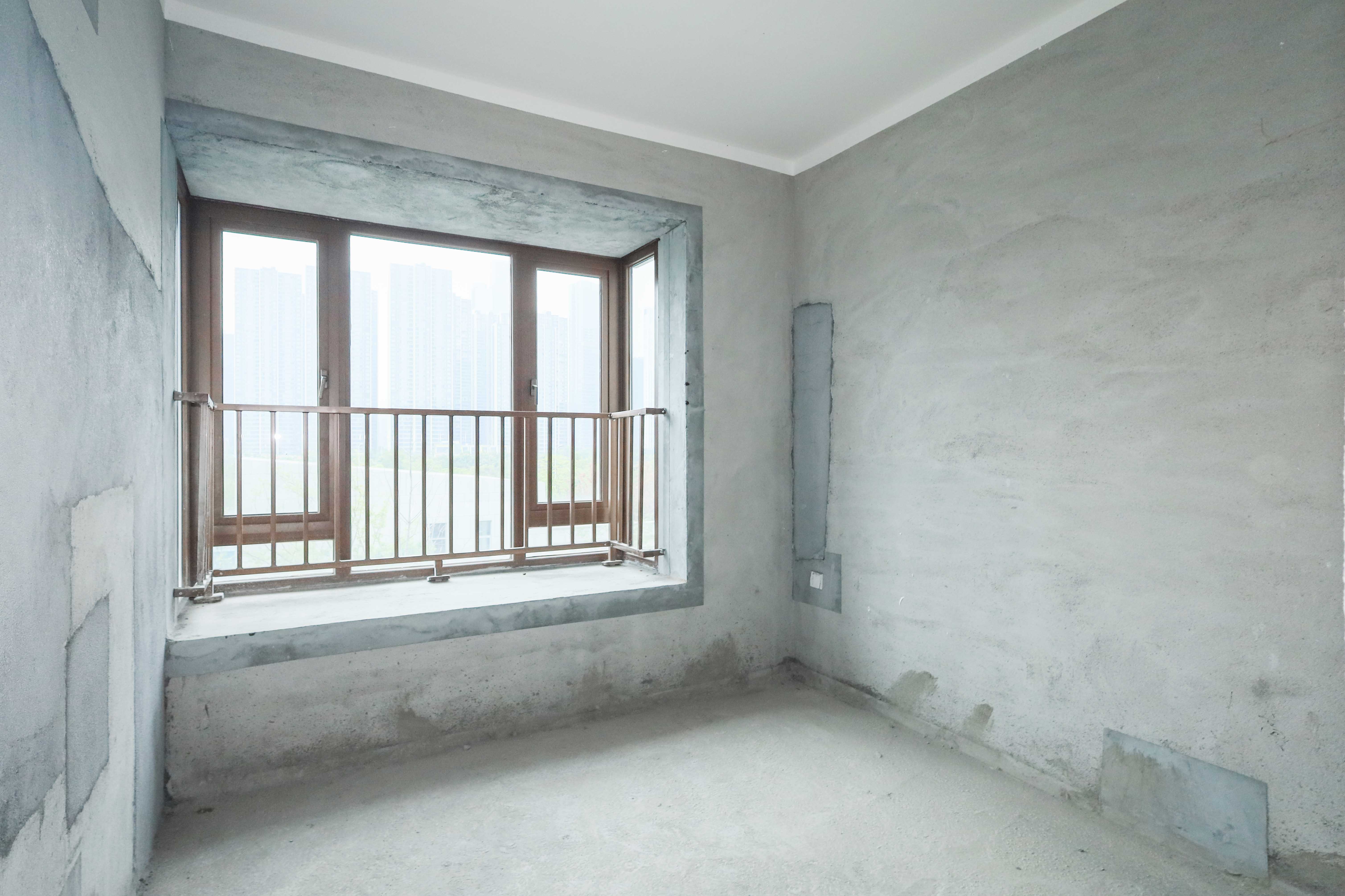 绿地麓湖郡 4室2厅2卫 165.0万 绿地麓湖郡 4室2厅2卫 165.0万卧室