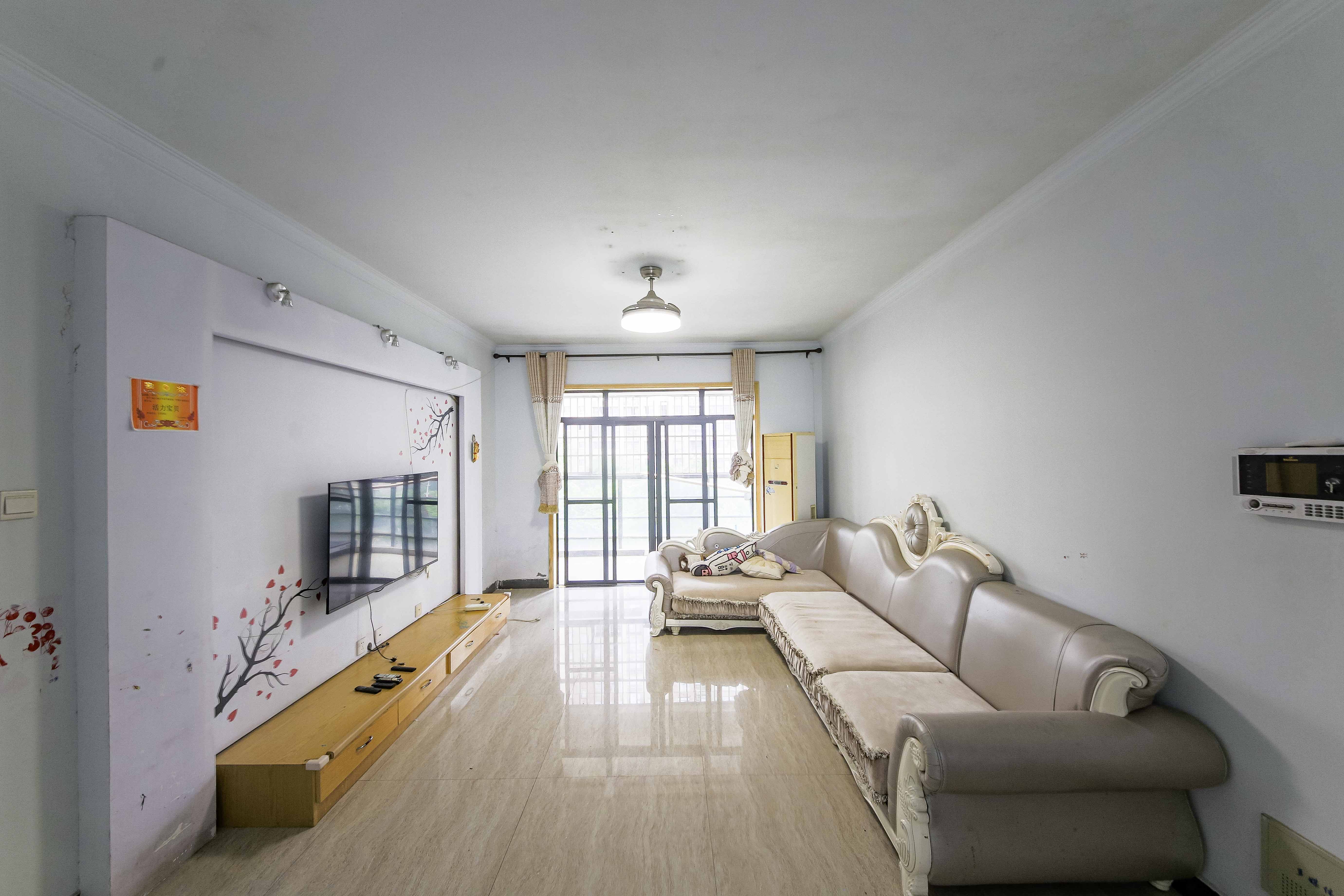 鑫远湘府华城  3室2厅1卫    120.0万 鑫远湘府华城  3室2厅1卫    120.0万