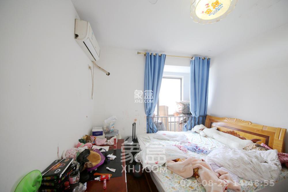 新华都万家城  3室2厅2卫   2300.00元/月室内图