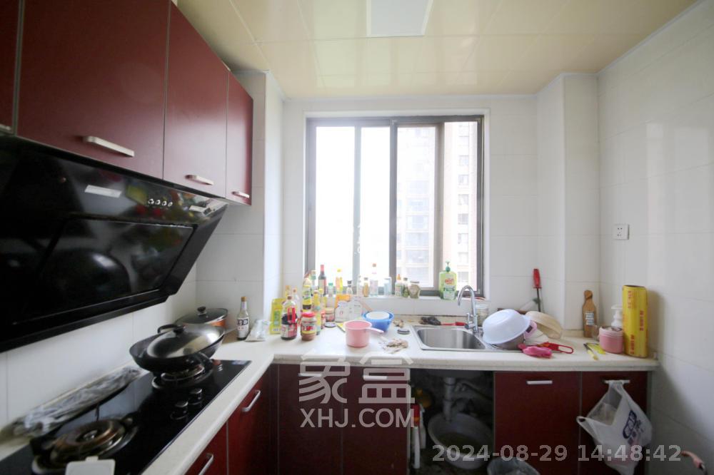 新华都万家城  3室2厅2卫   2300.00元/月室内图