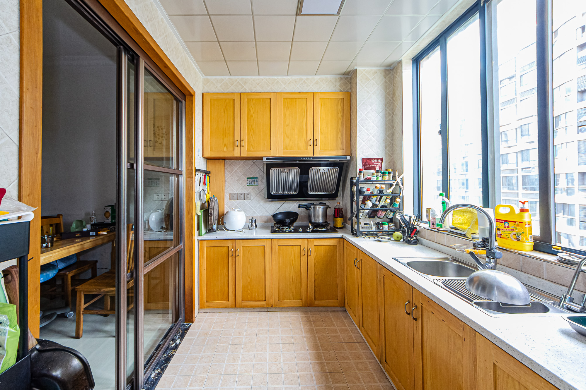 湘江世纪城达江苑 3室2厅2卫 108.0万 湘江世纪城达江苑 3室2厅2卫 108.0万厨房