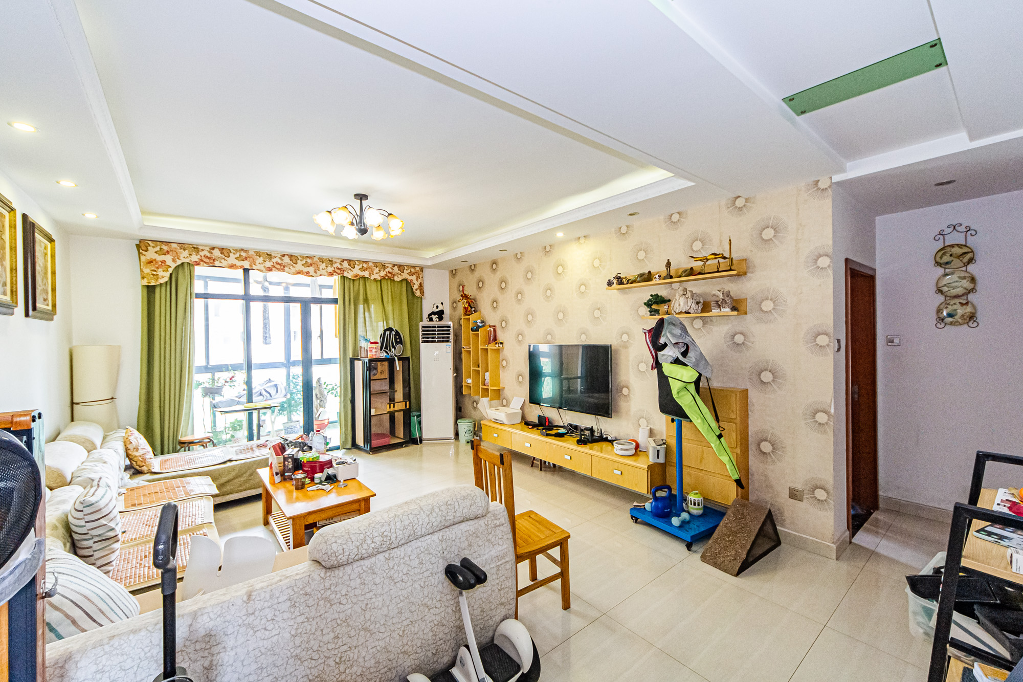 湘江世纪城达江苑 3室2厅2卫 108.0万 湘江世纪城达江苑 3室2厅2卫 108.0万客厅