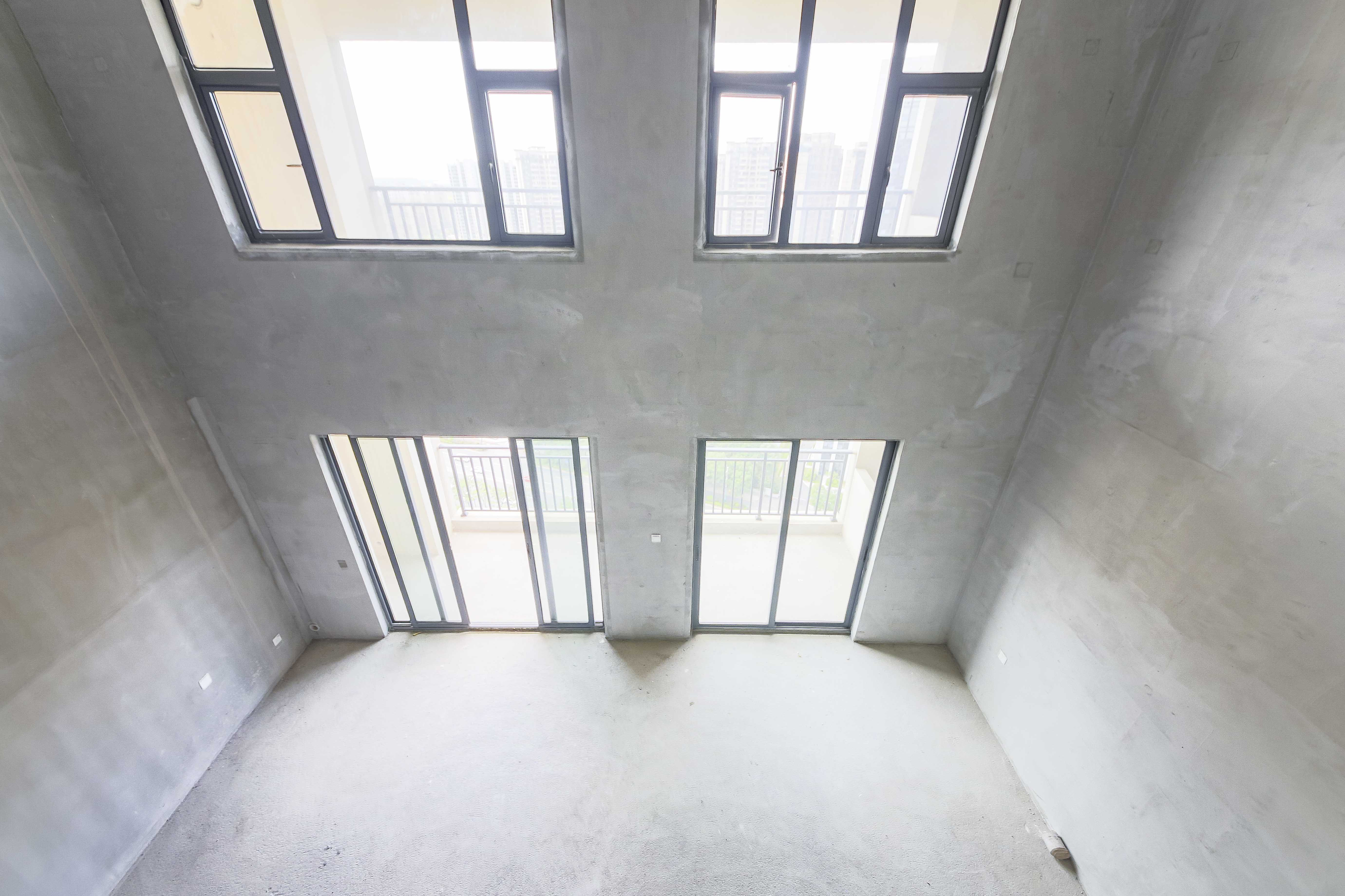 中建钰和城  4室2厅2卫   160.00万