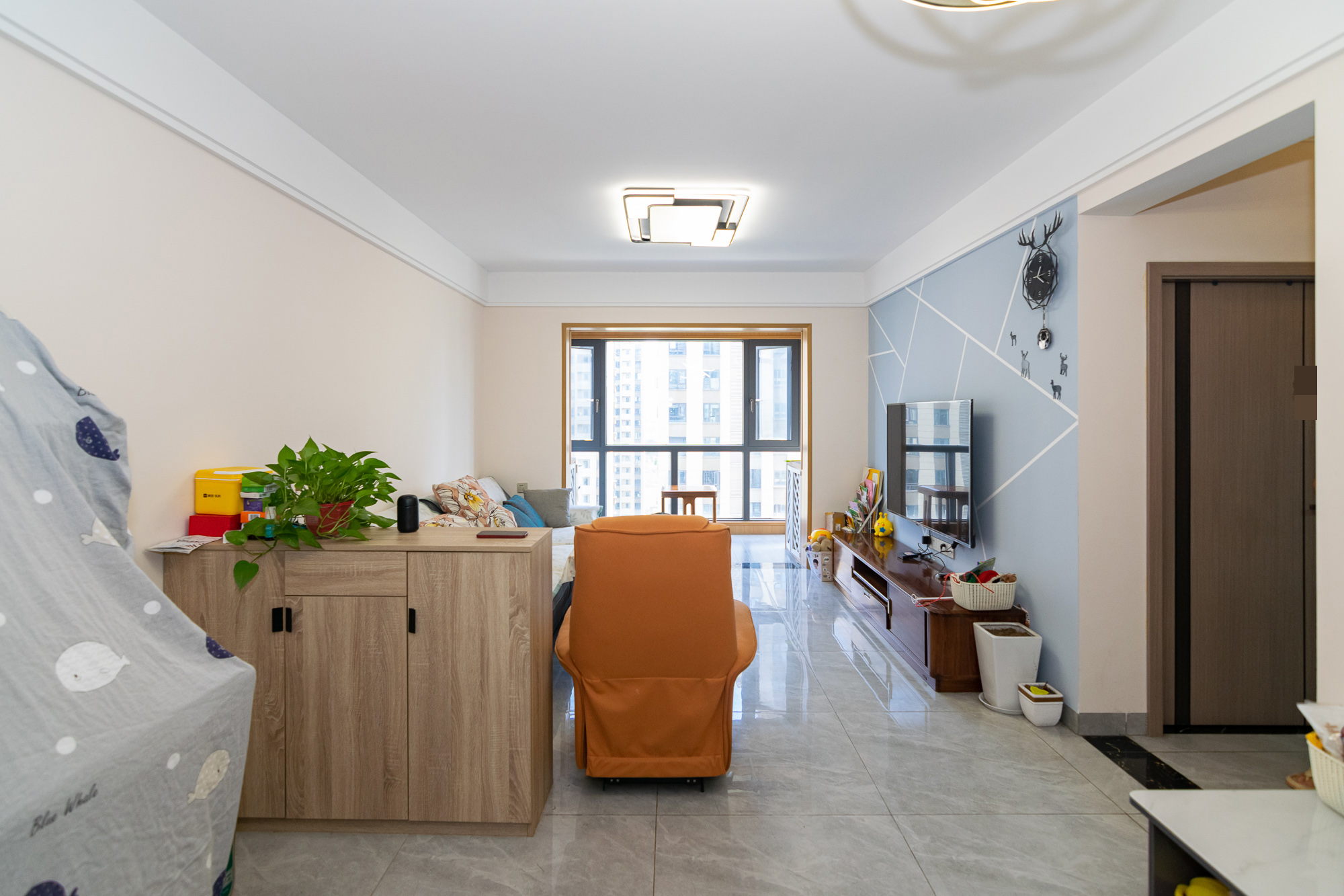 华润桃源里 3室2厅2卫 79.8万 华润桃源里 3室2厅2卫 79.8万客厅